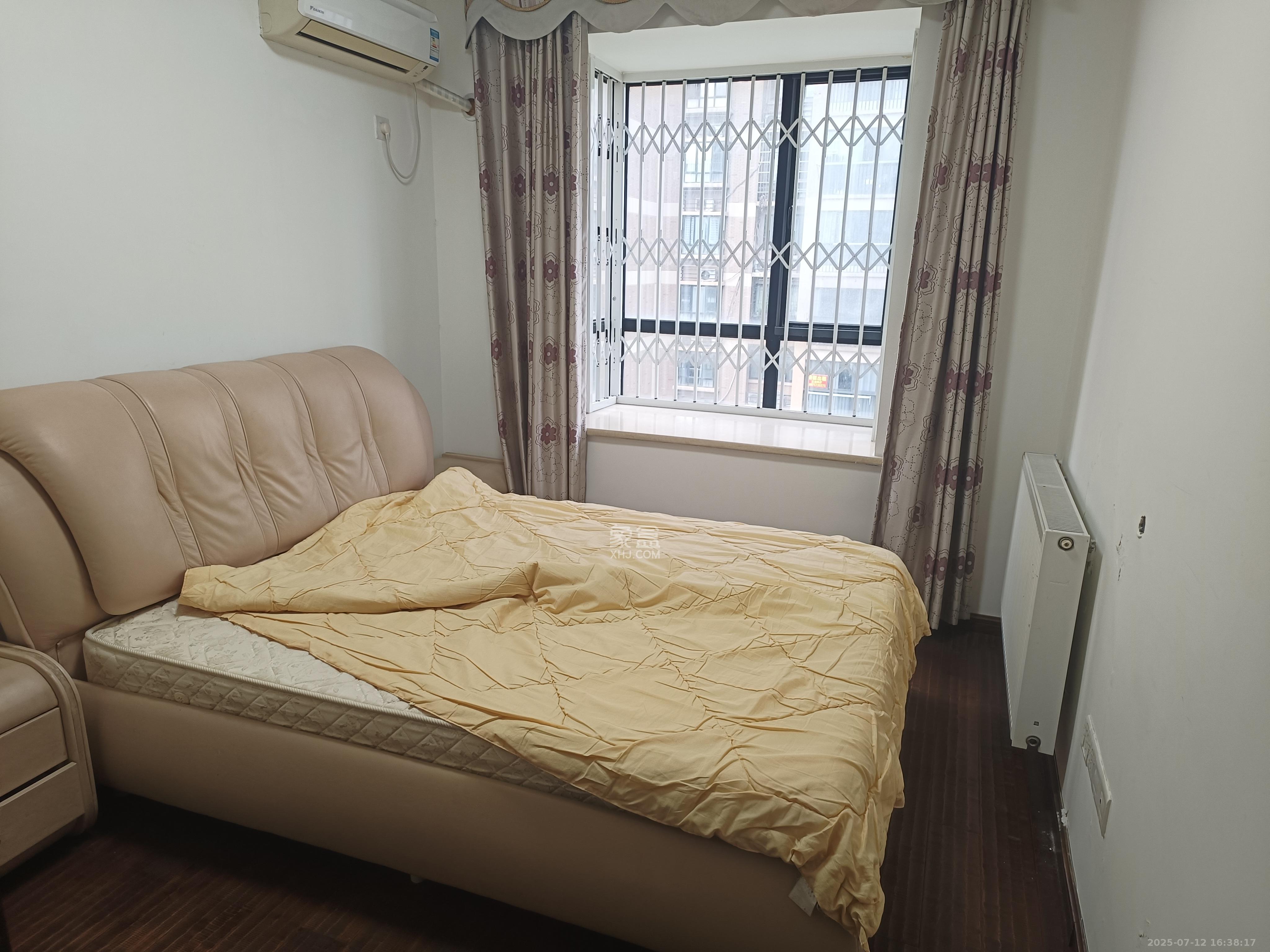 三江花中城 4室2厅1卫 3500.0元/月 三江花中城 4室2厅1卫 3500.0元/月室内图