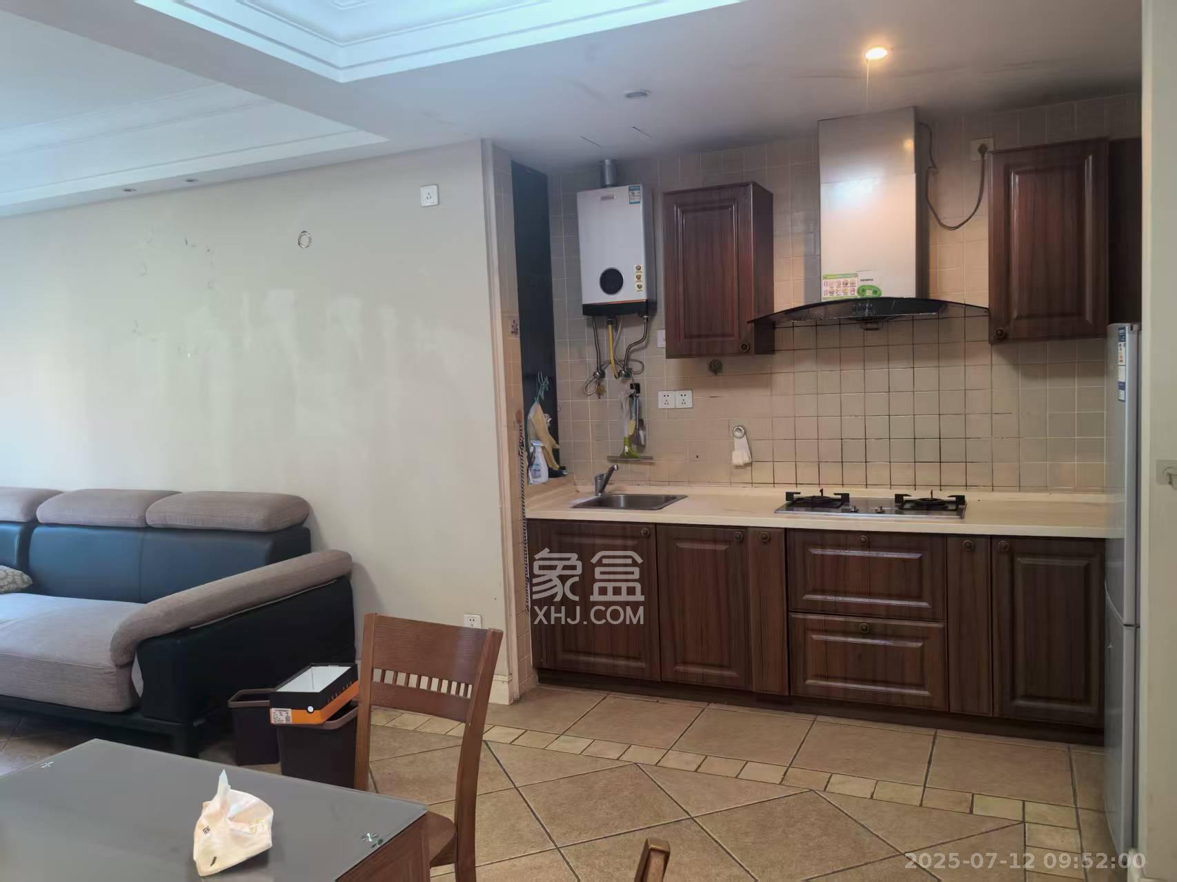 保利城(中航城国际社区、郡原美村) 2室1厅1卫 1800.0元/月 保利城(中航城国际社区、郡原美村) 2室1厅1卫 1800.0元/月室内图