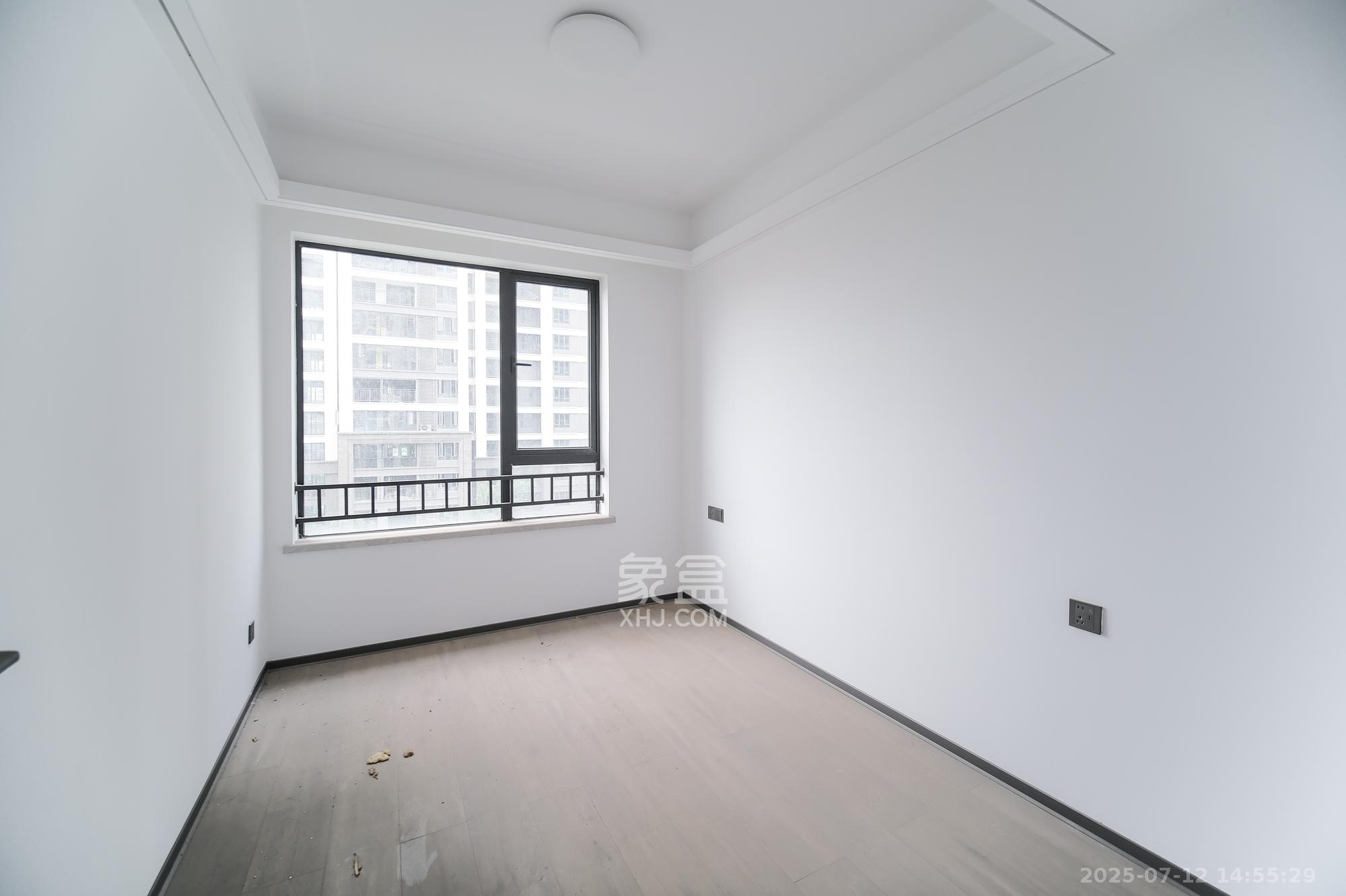 荣盛锦绣学府  4室2厅2卫    106.0万 荣盛锦绣学府  4室2厅2卫    106.0万卧室