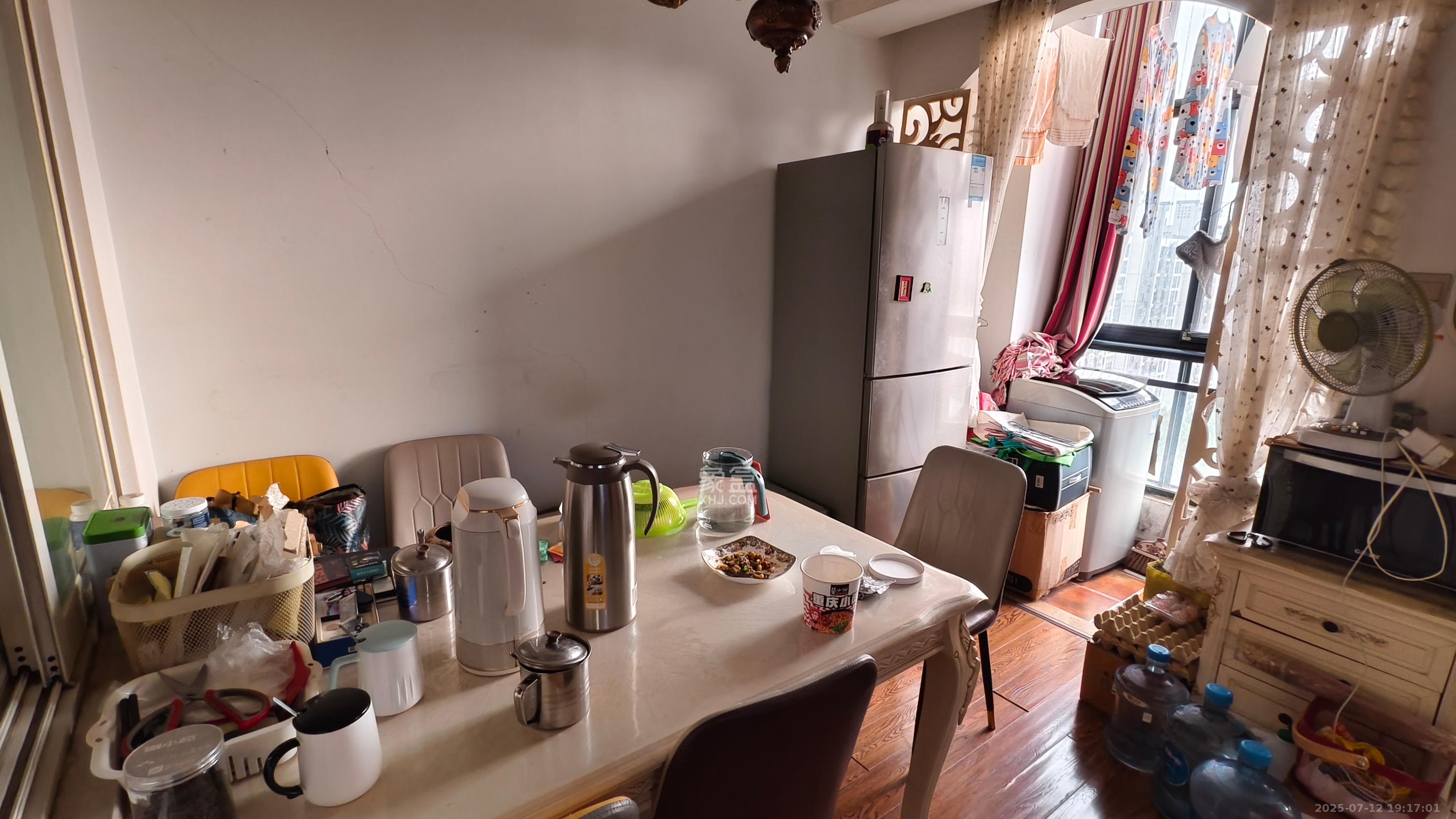 钱隆学府一、二期 2室1厅1卫 1880.0元/月 钱隆学府一、二期 2室1厅1卫 1880.0元/月室内图