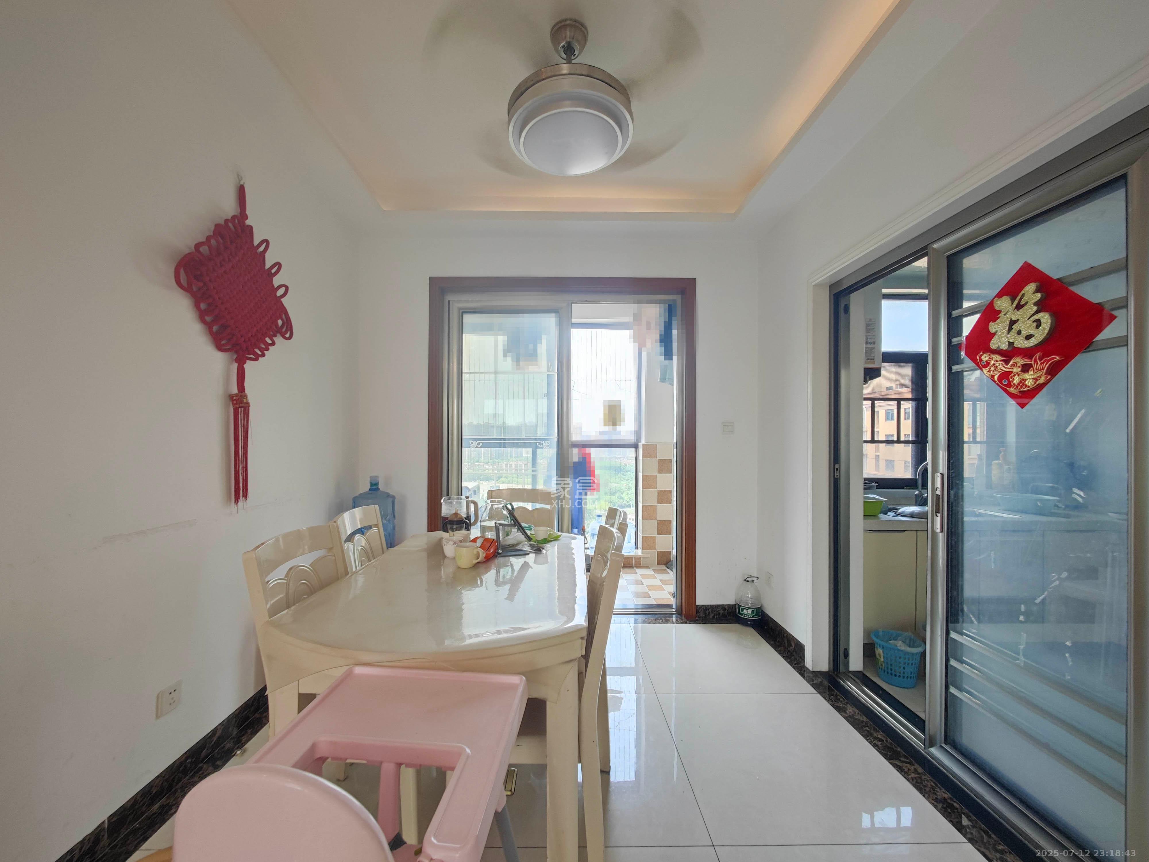 德润小区（丰升德润小区）  3室2厅2卫    107.8万其他