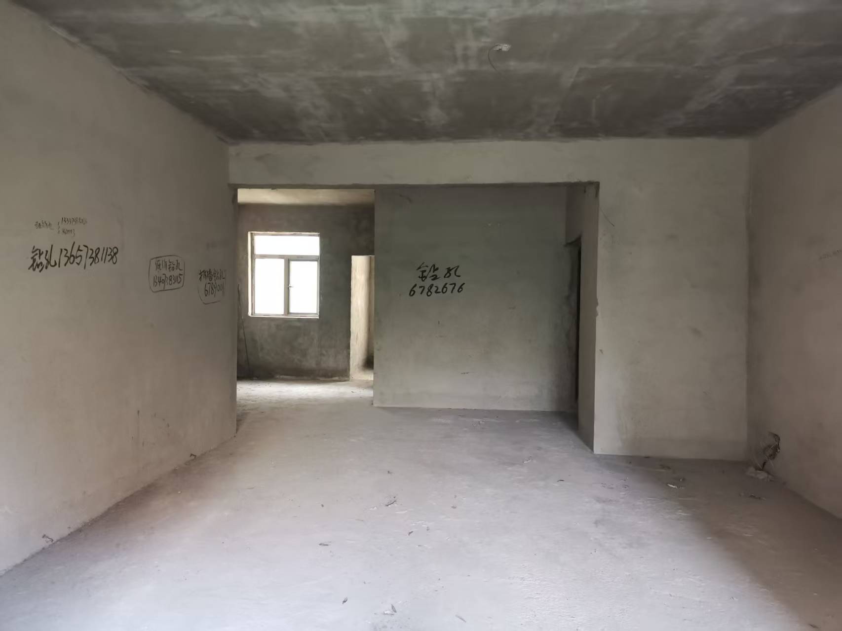 环保欣苑  4室2厅2卫    68.8万室内图