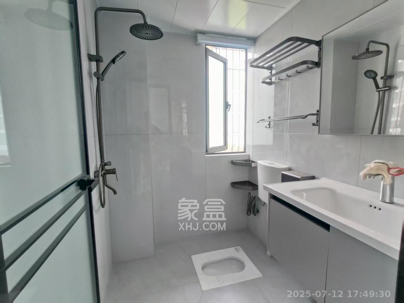 谷山景苑  2室2厅1卫    1800.0元/月室内图
