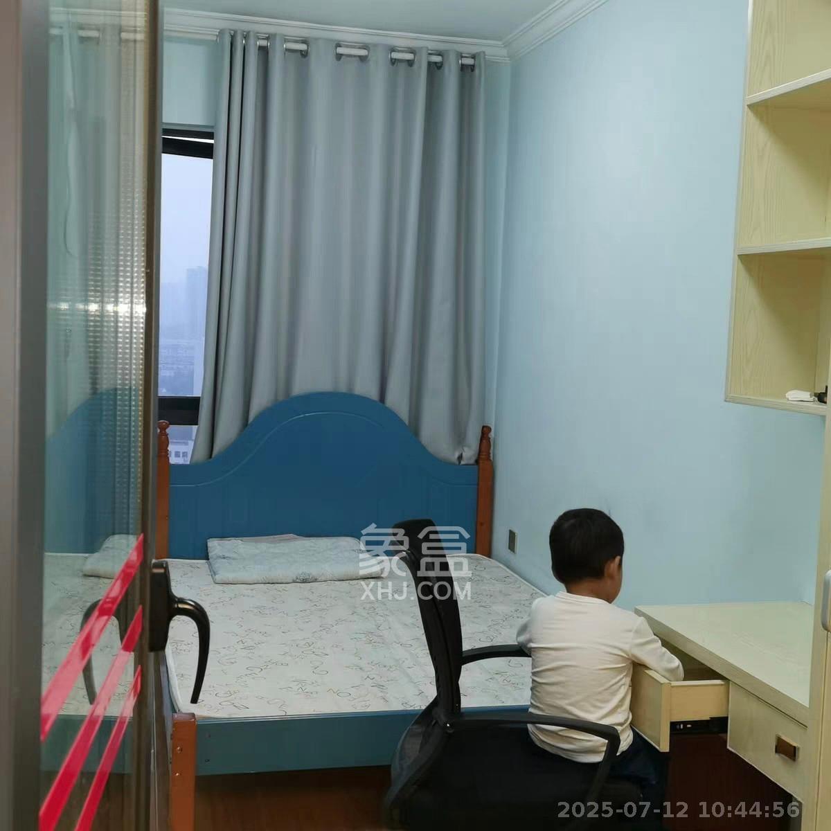 天鸿天府(天鸿中央大院) 2室1厅1卫 2000.0元/月 天鸿天府(天鸿中央大院) 2室1厅1卫 2000.0元/月室内图