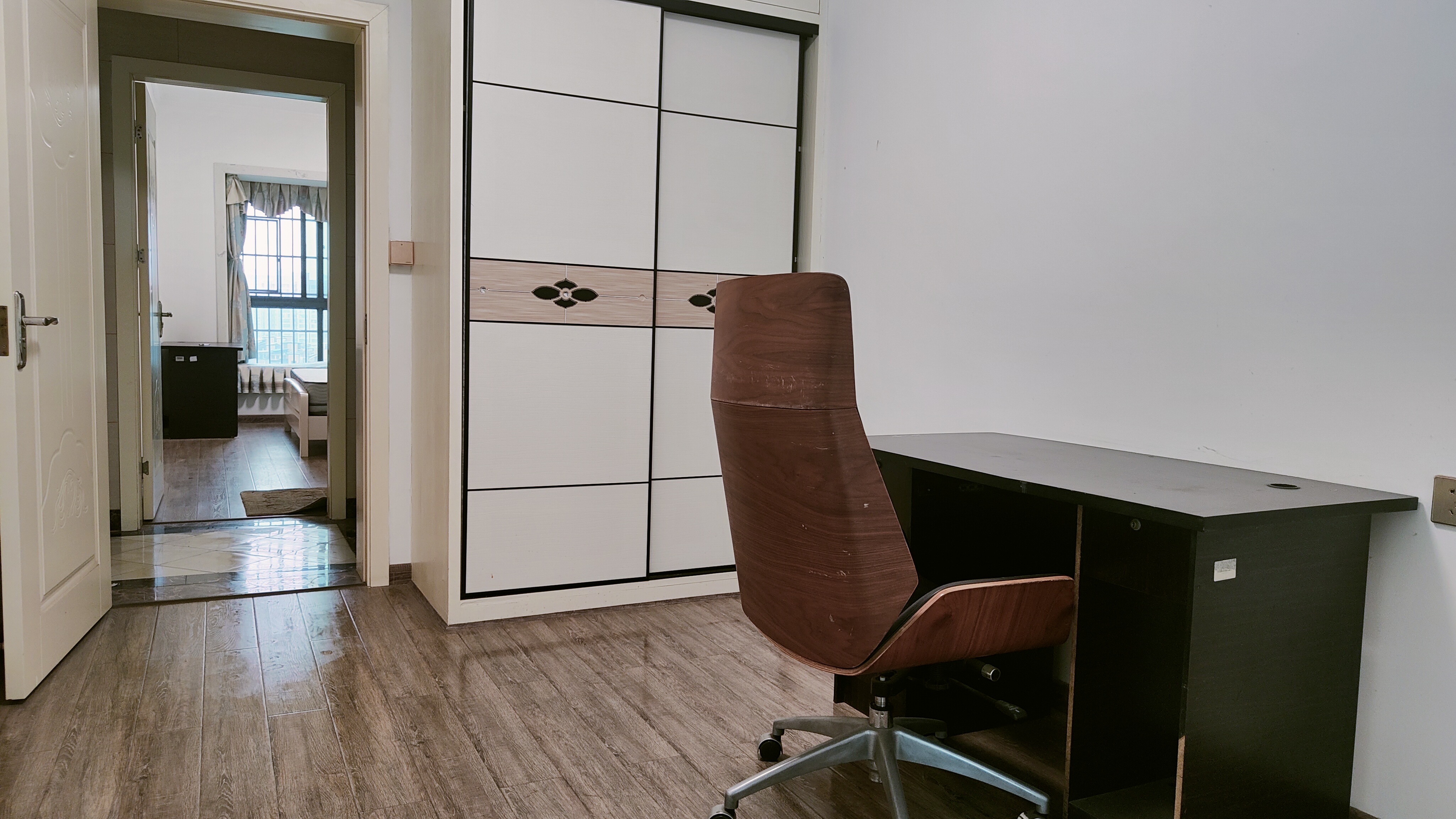 财富和园 2室2厅2卫 2000.0元/月 财富和园 2室2厅2卫 2000.0元/月室内图