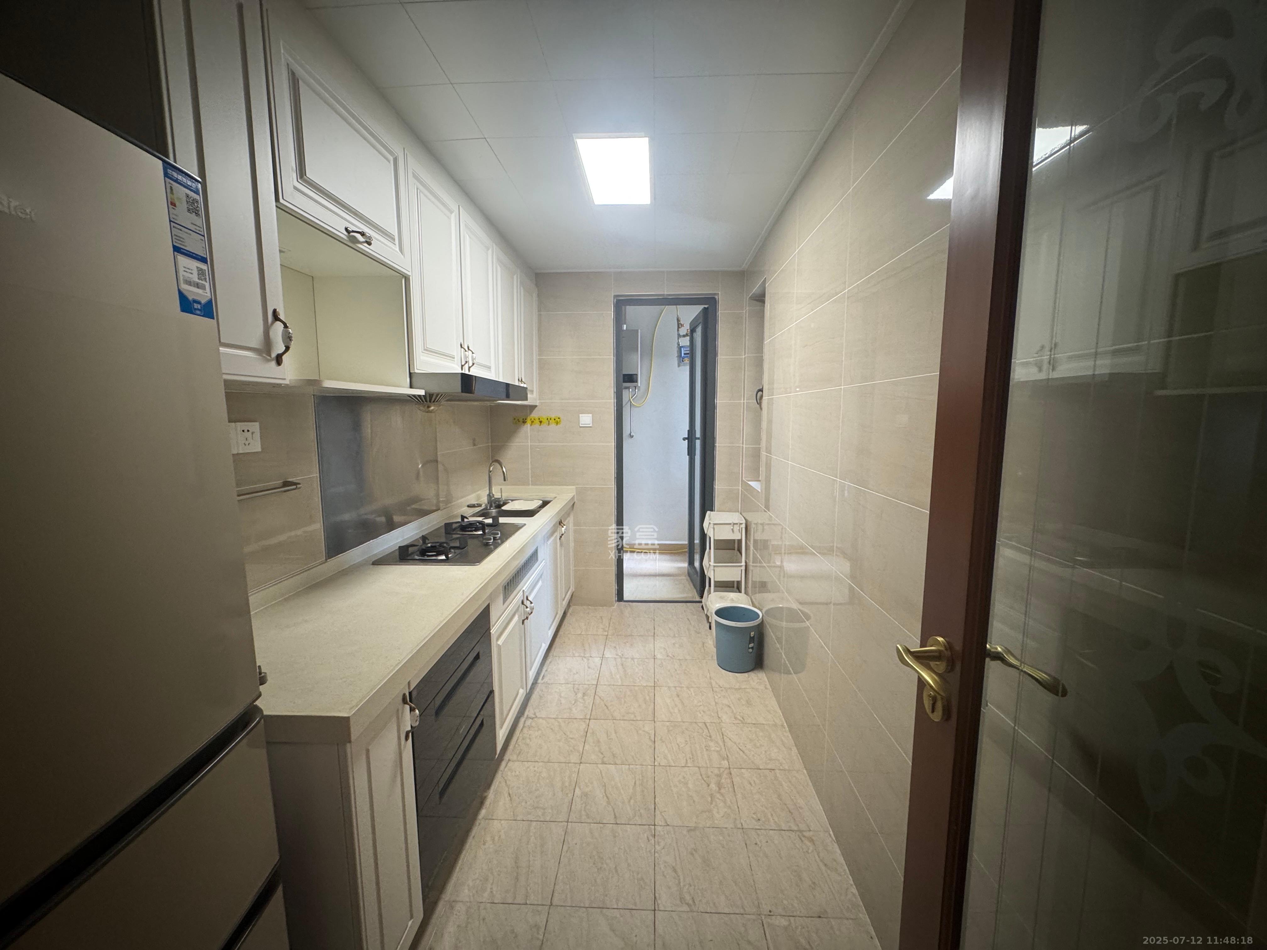 恒大御景半岛 2室2厅1卫 1500.0元/月 恒大御景半岛 2室2厅1卫 1500.0元/月室内图