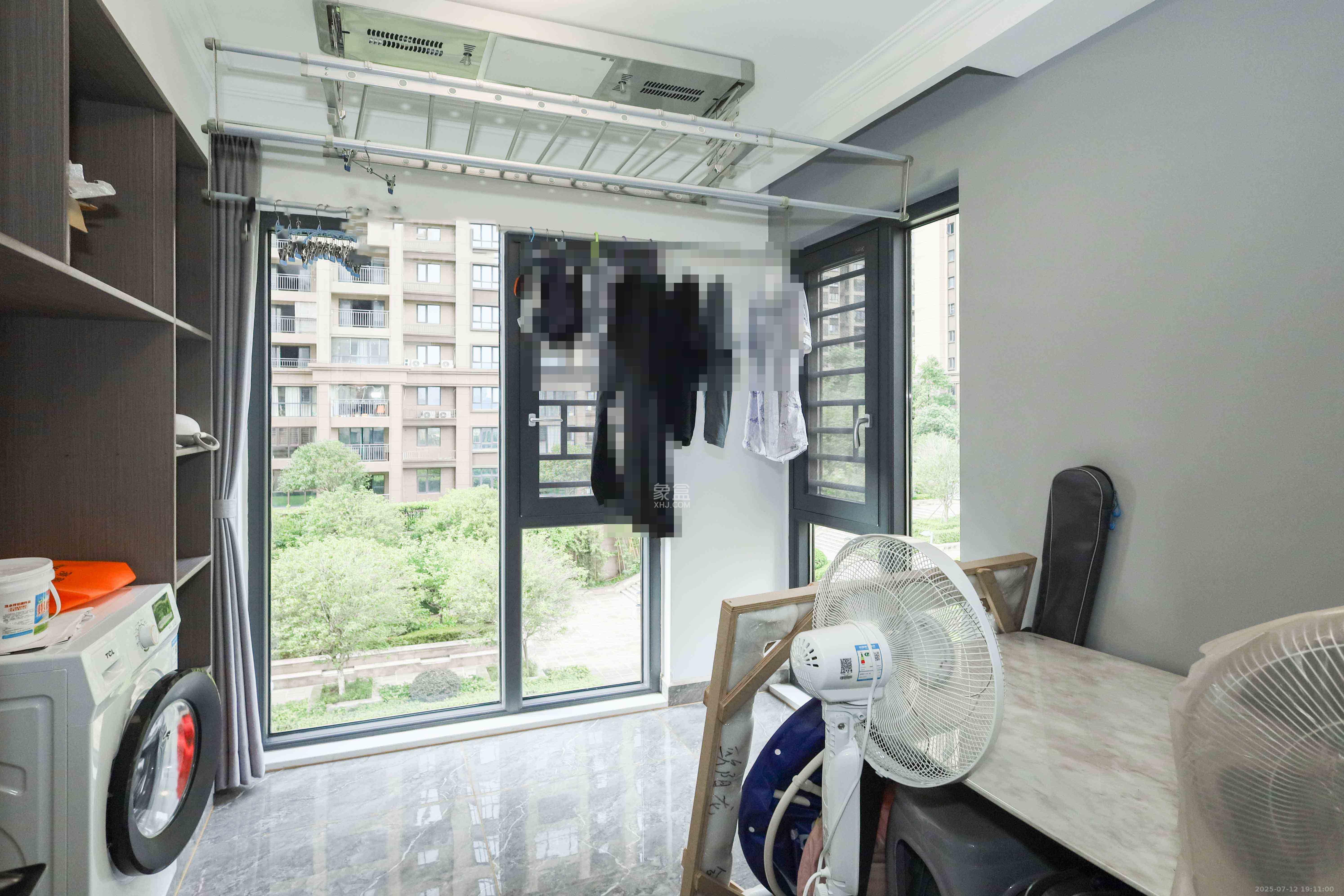 通号岭绣苑 4室2厅2卫 113.0万 通号岭绣苑 4室2厅2卫 113.0万卧室