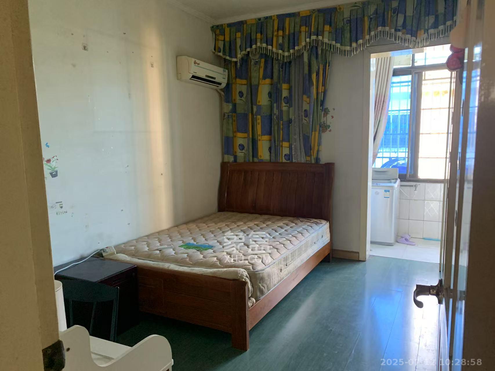 双银花园 2室2厅1卫 1300.0元/月 双银花园 2室2厅1卫 1300.0元/月室内图