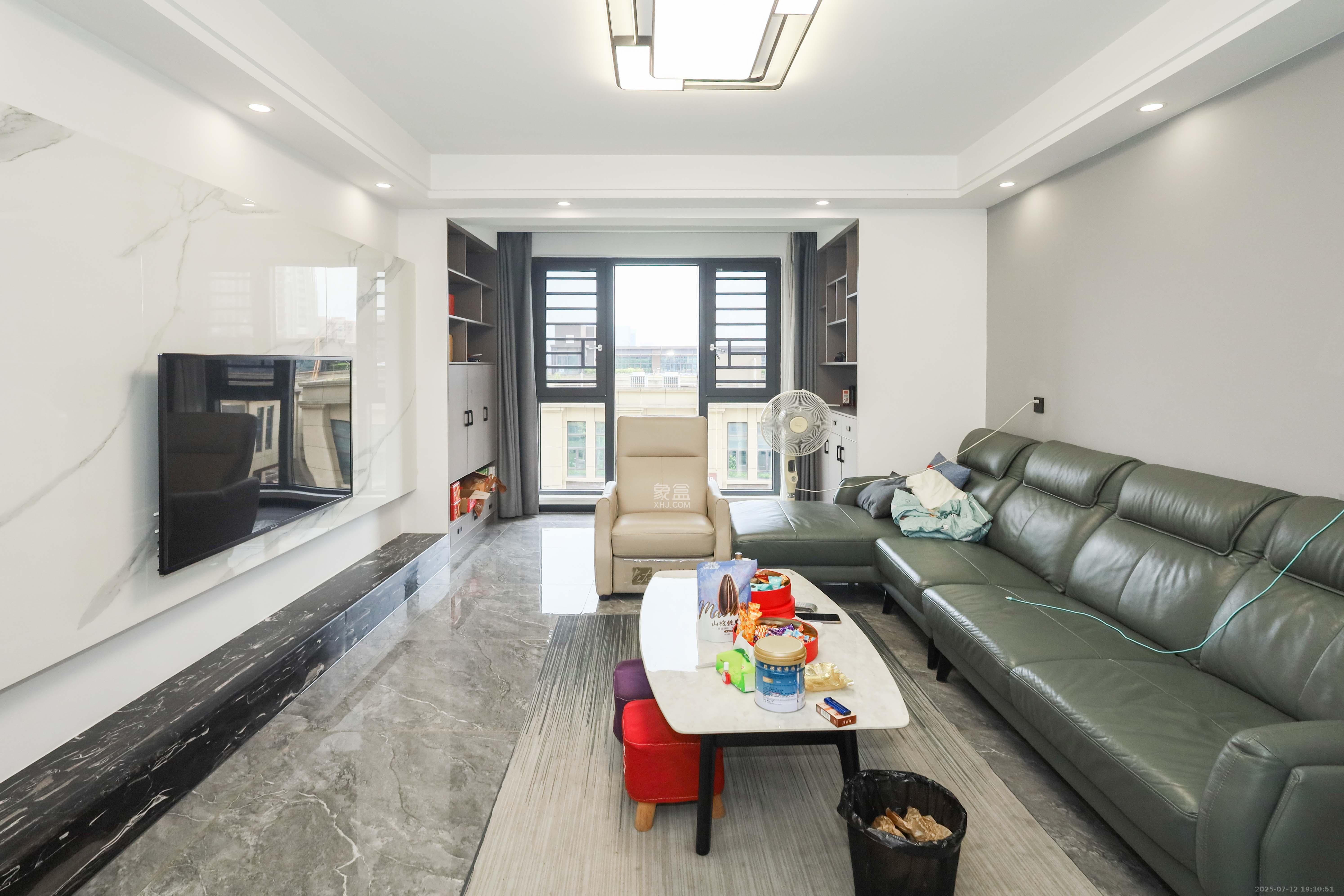 通号岭绣苑 4室2厅2卫 113.0万 通号岭绣苑 4室2厅2卫 113.0万客厅