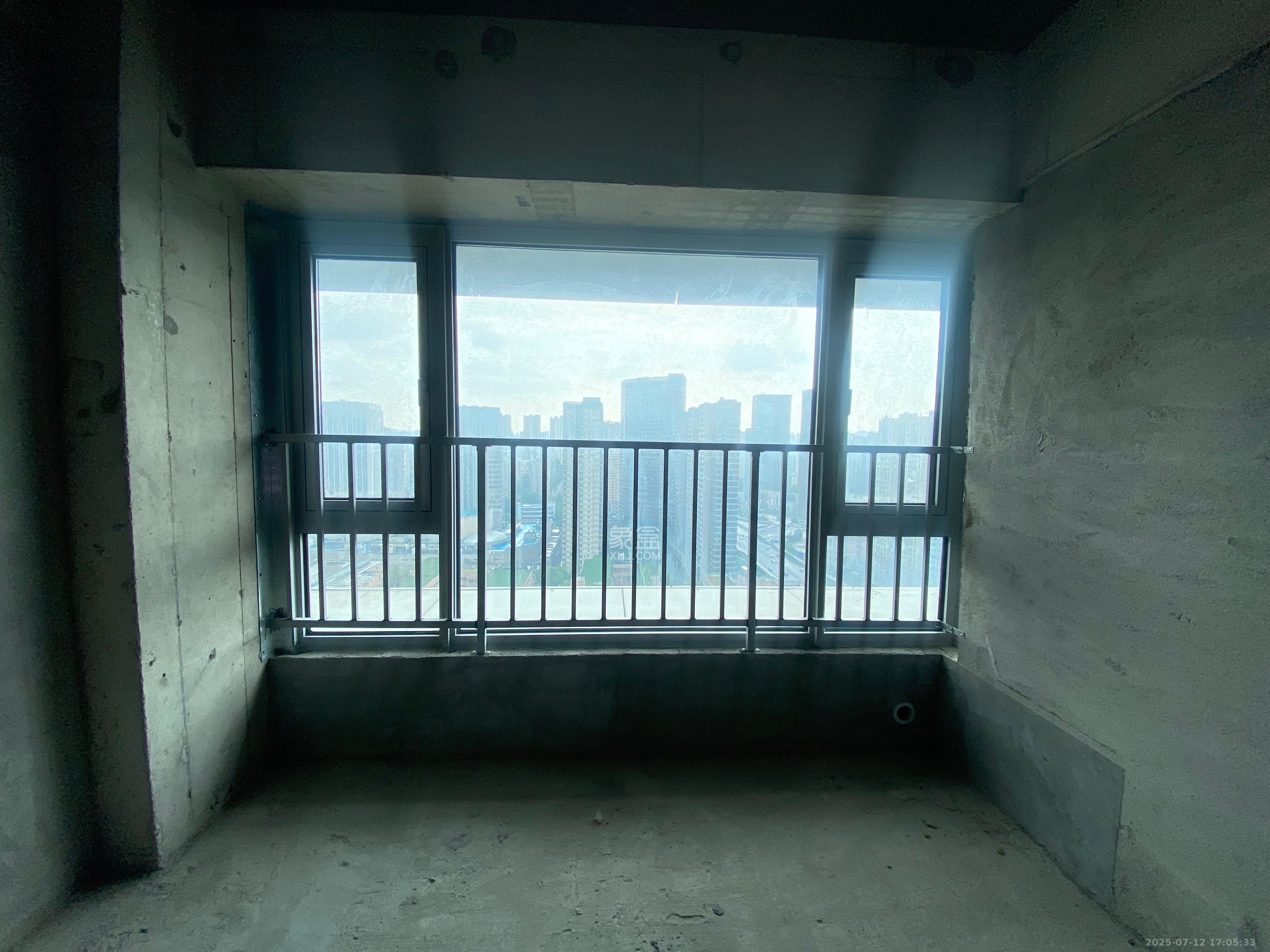 保利天禧EF区 1室1厅1卫 1500.0元/月 保利天禧EF区 1室1厅1卫 1500.0元/月室内图