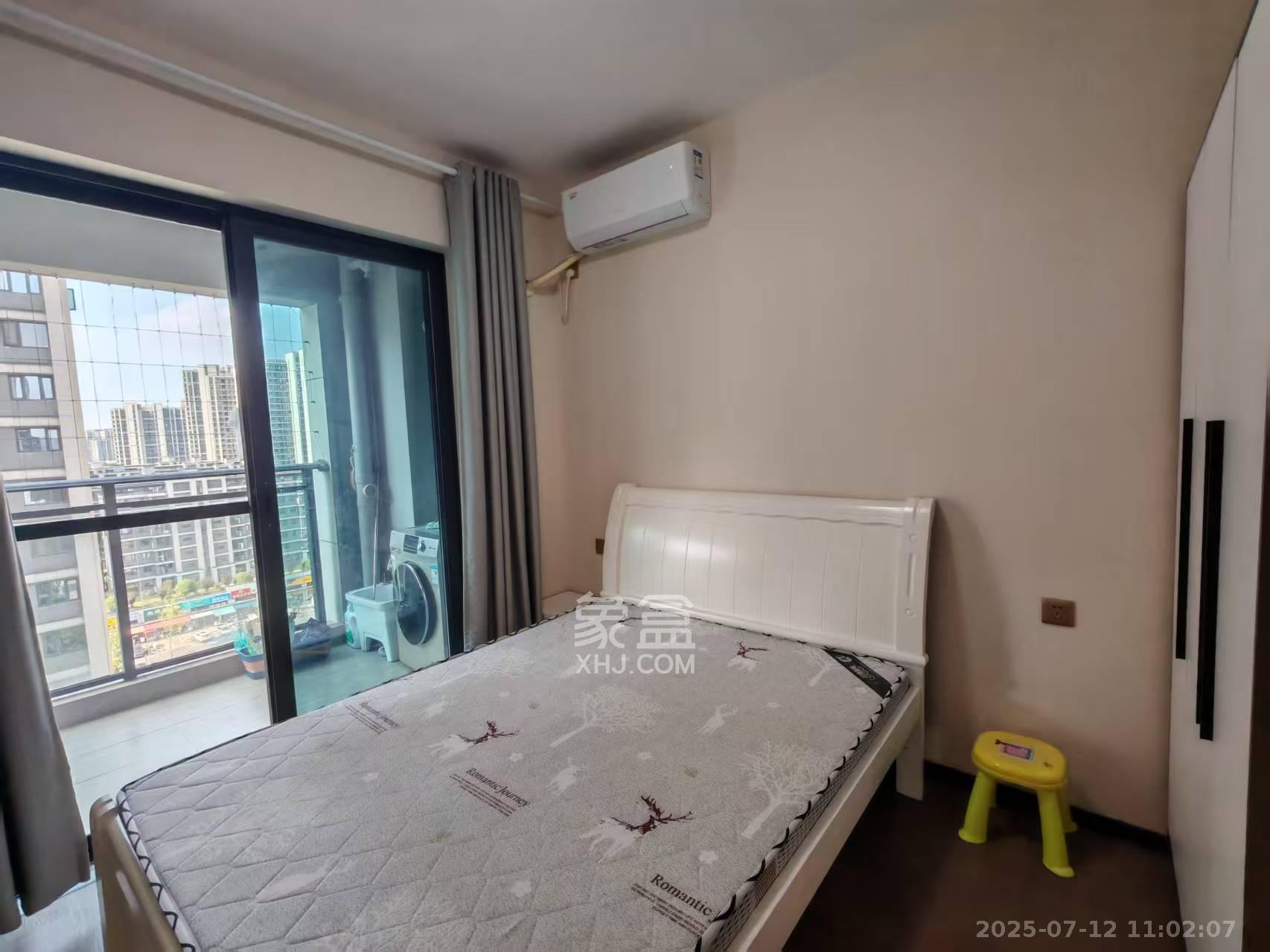 中海阅麓山二期  4室2厅2卫    3300.0元/月 中海阅麓山二期  4室2厅2卫    3300.0元/月室内图