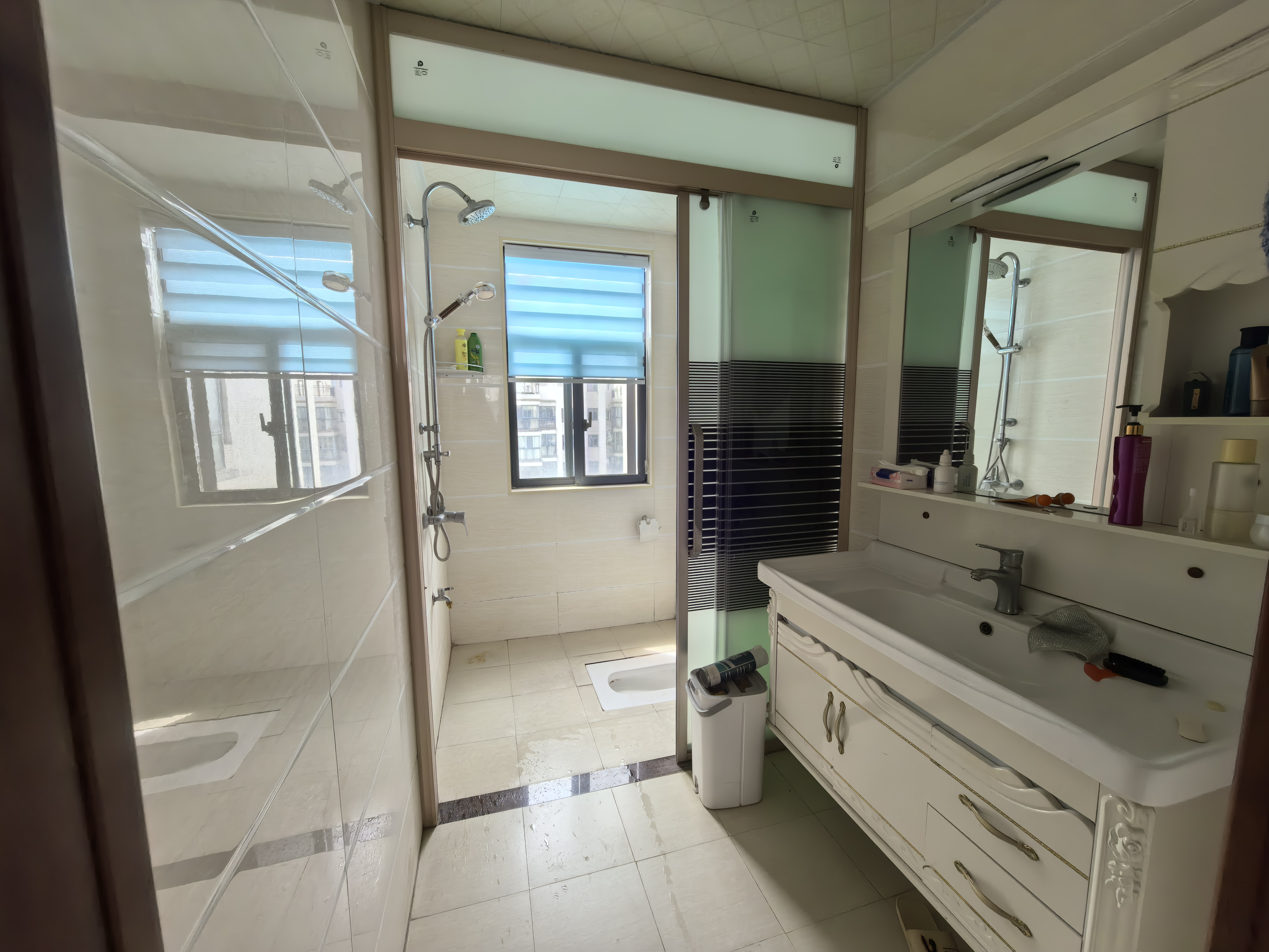 梓山湖领御 4室2厅2卫 2200.0元/月 梓山湖领御 4室2厅2卫 2200.0元/月室内图