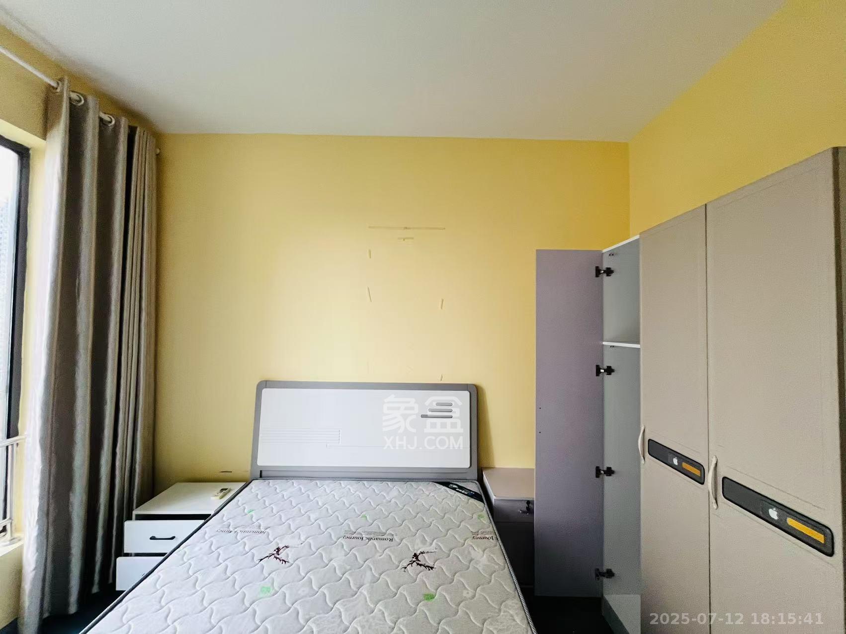 鑫远熙山 4室2厅1卫 2500.0元/月 鑫远熙山 4室2厅1卫 2500.0元/月室内图