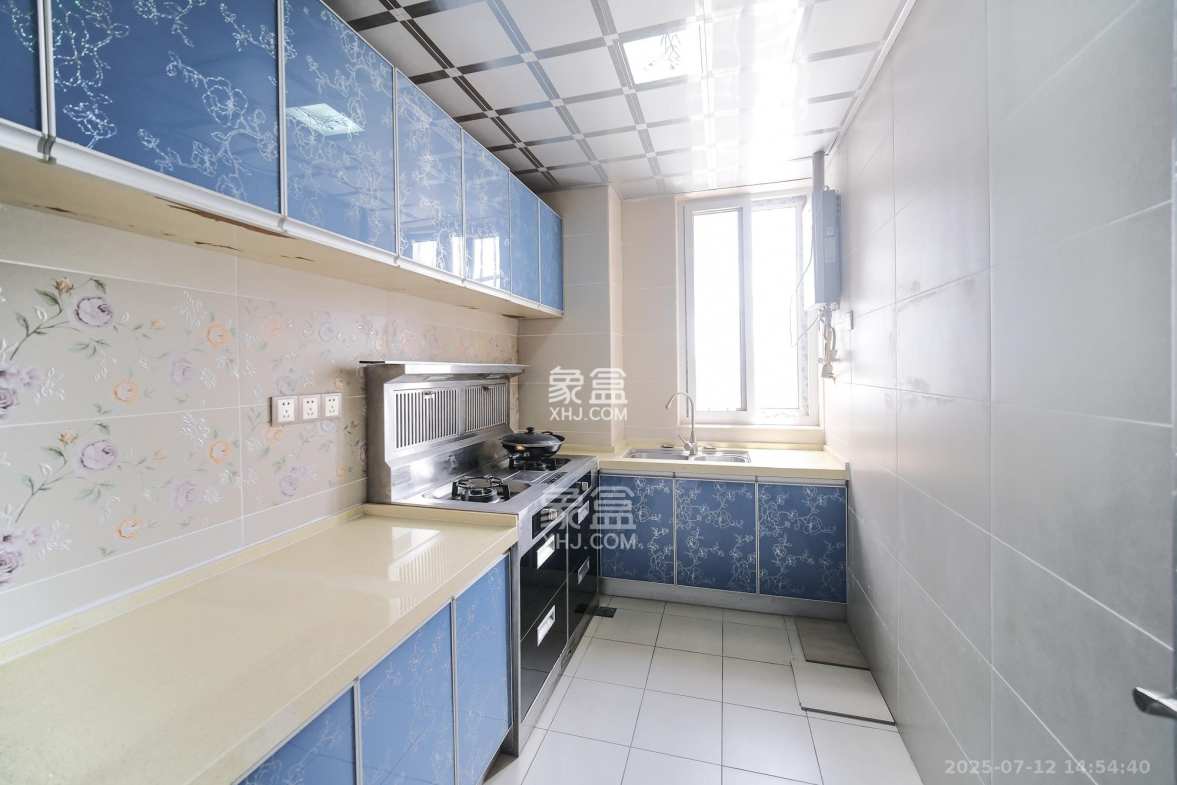 山水湾 2室2厅1卫 49.8万 山水湾 2室2厅1卫 49.8万厨房