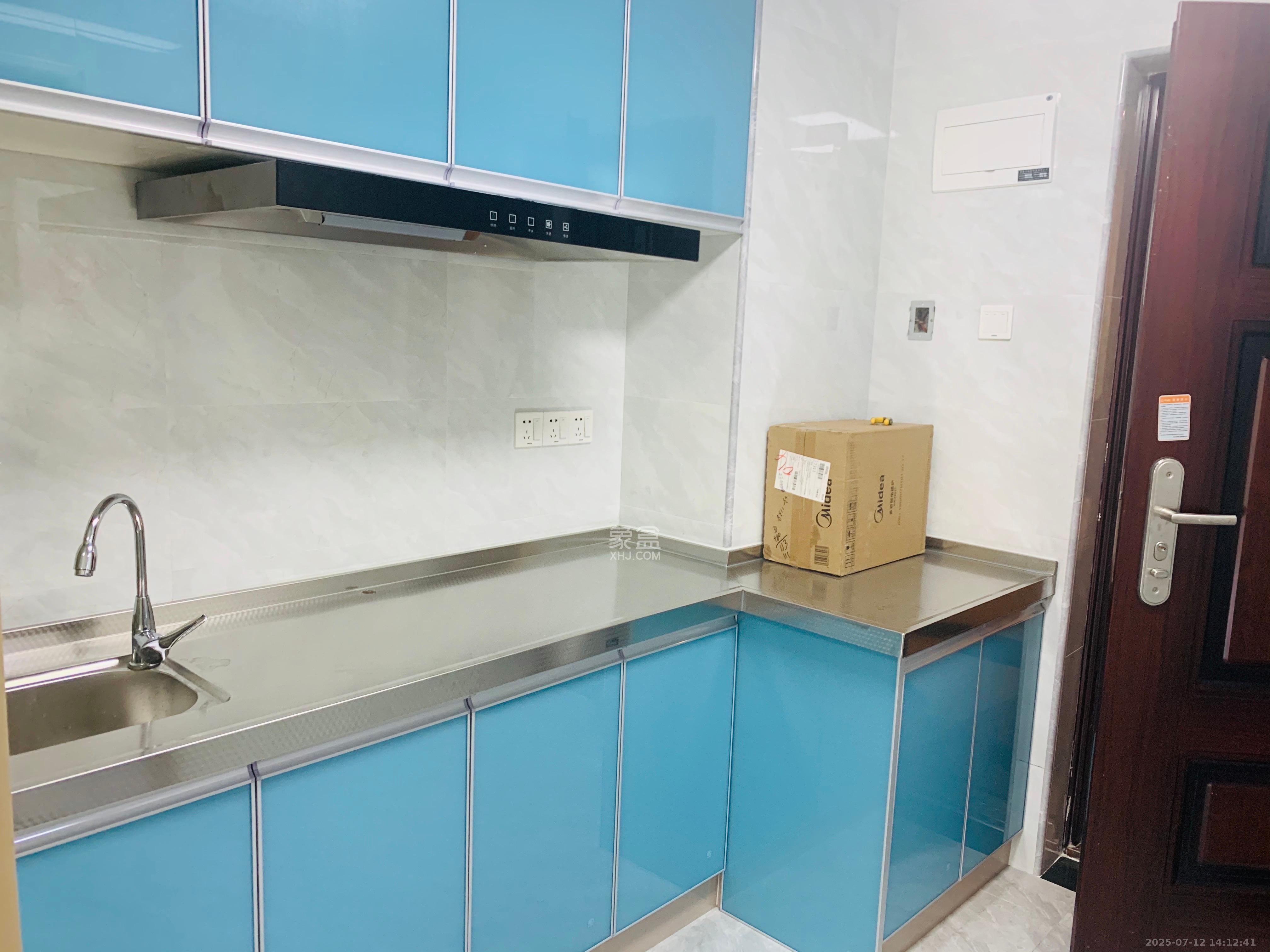 中建芙蓉嘉苑  1室1厅1卫   1200.00元/月室内图
