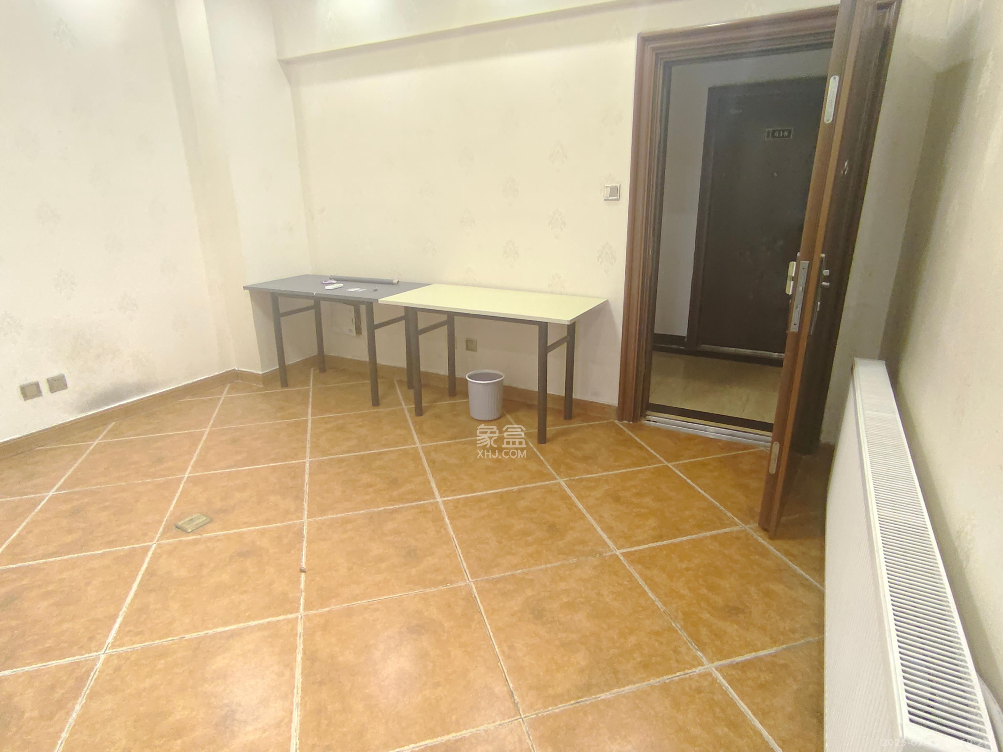 恒大金都(华瑞金都) 2室1厅1卫 1900.0元/月 恒大金都(华瑞金都) 2室1厅1卫 1900.0元/月室内图