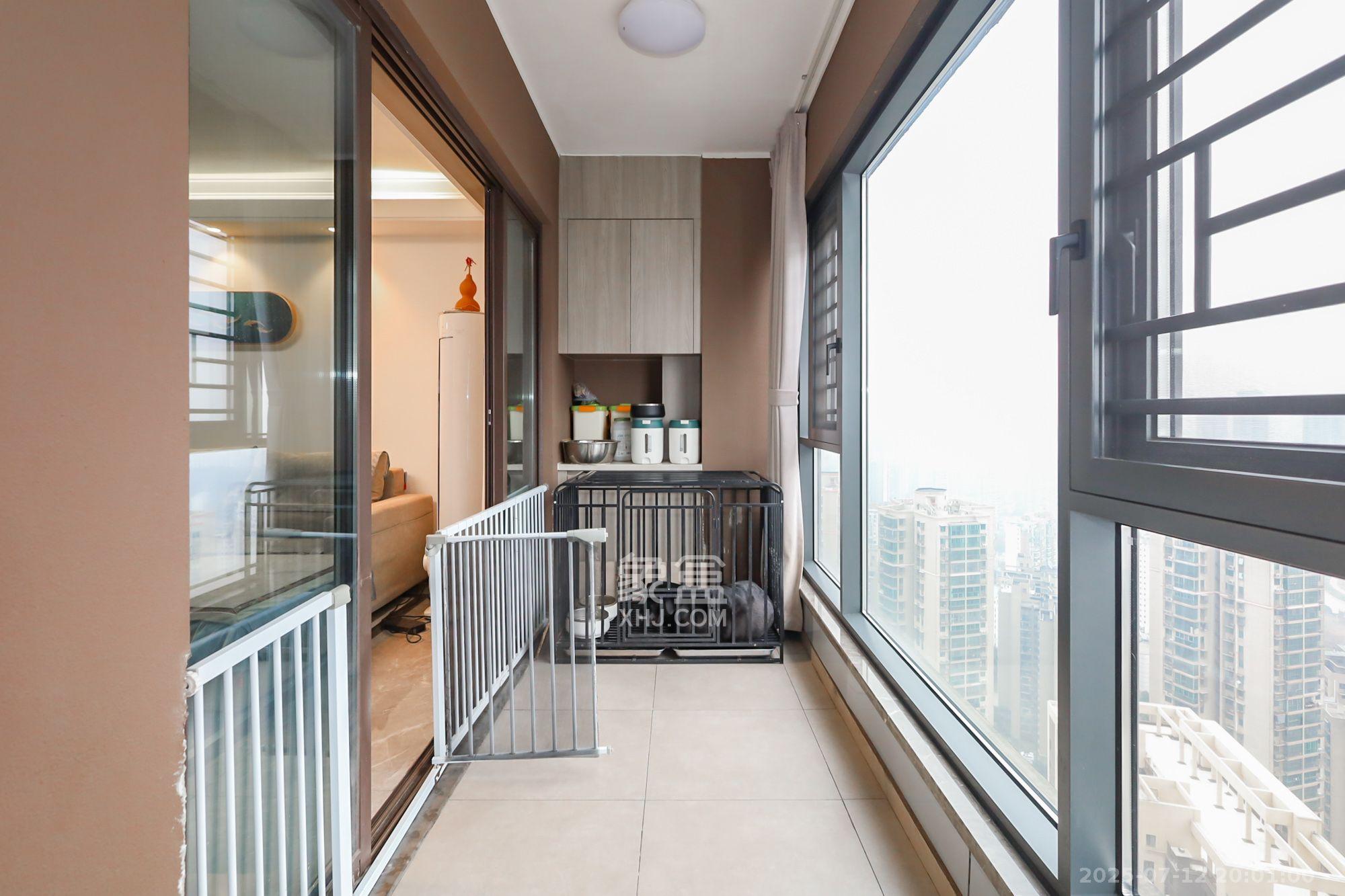 越秀悦湖台  4室2厅2卫    6000.0元/月 越秀悦湖台  4室2厅2卫    6000.0元/月室内图