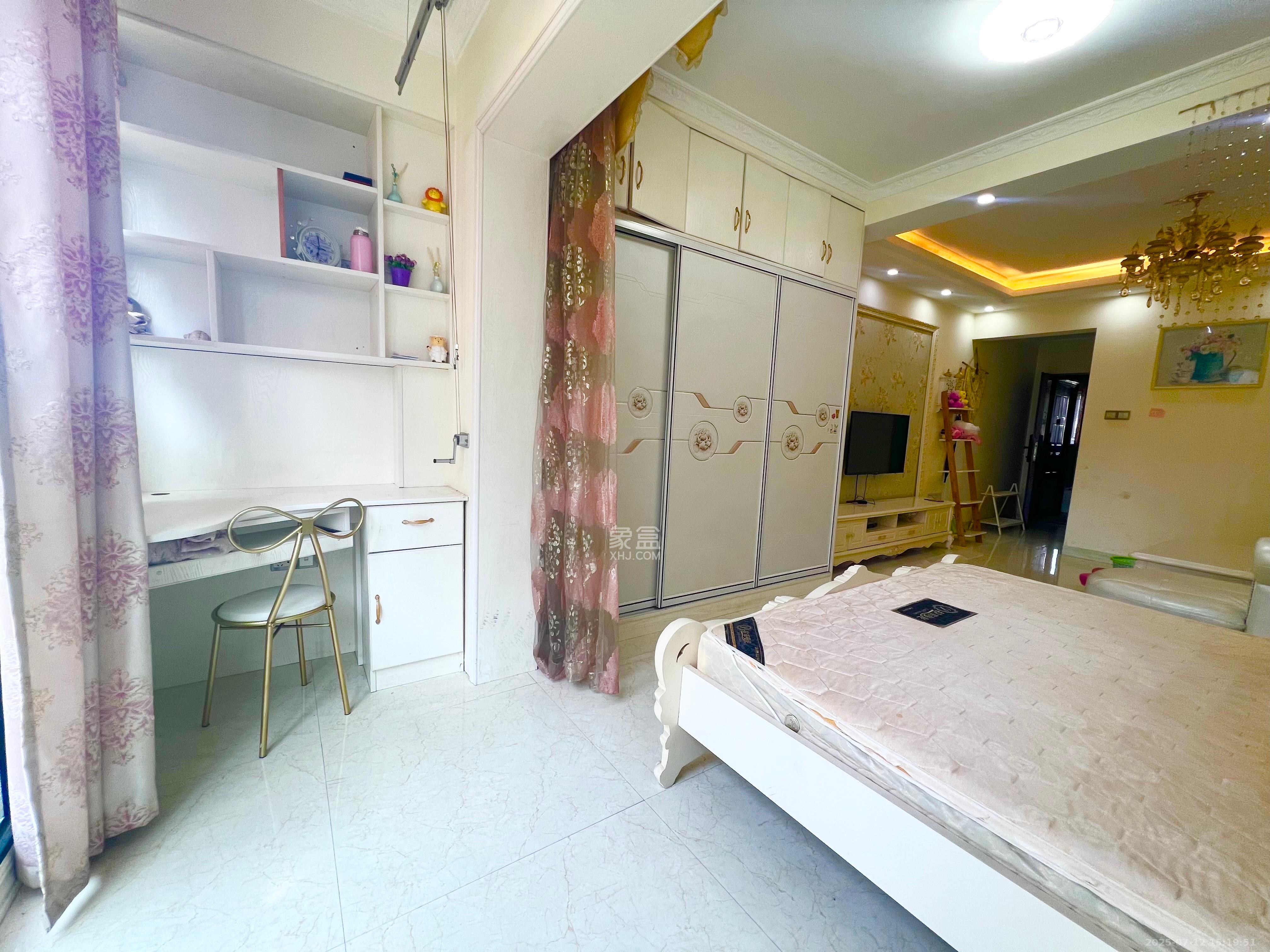蓝山郡  1室1厅1卫   1500.00元/月室内图