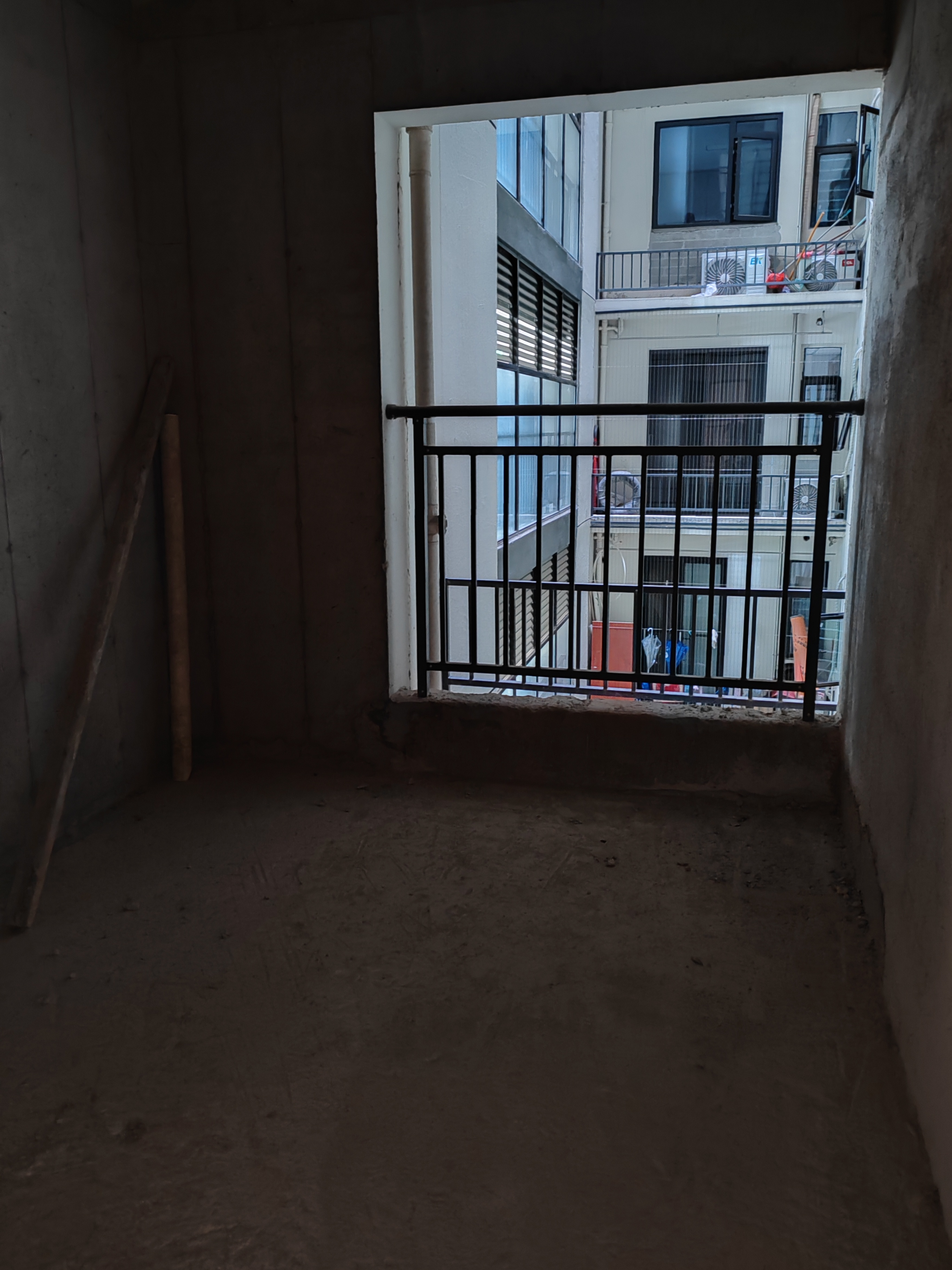 湘悦青春里  4室2厅2卫    75.8万 湘悦青春里  4室2厅2卫    75.8万客厅