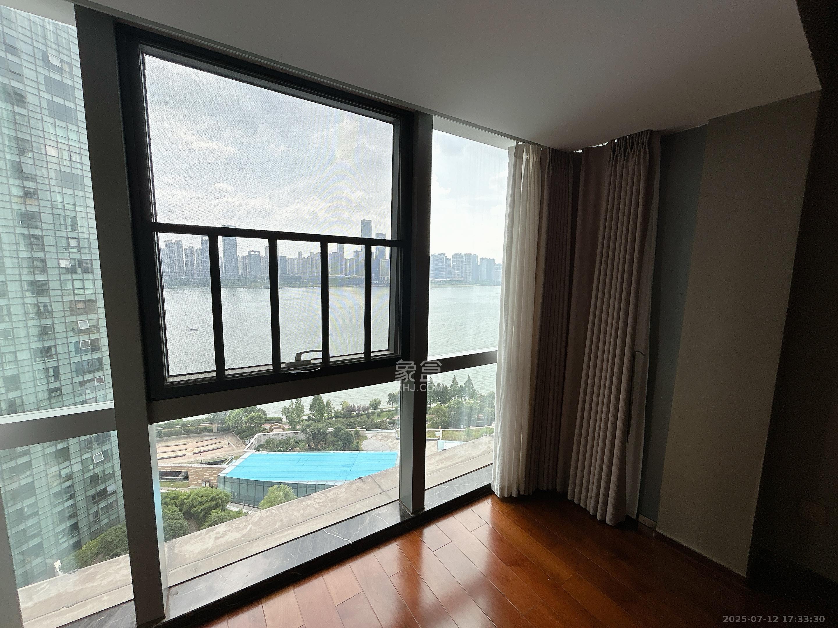 北辰定江洋  3室2厅2卫    8000.0元/月 北辰定江洋  3室2厅2卫    8000.0元/月室内图