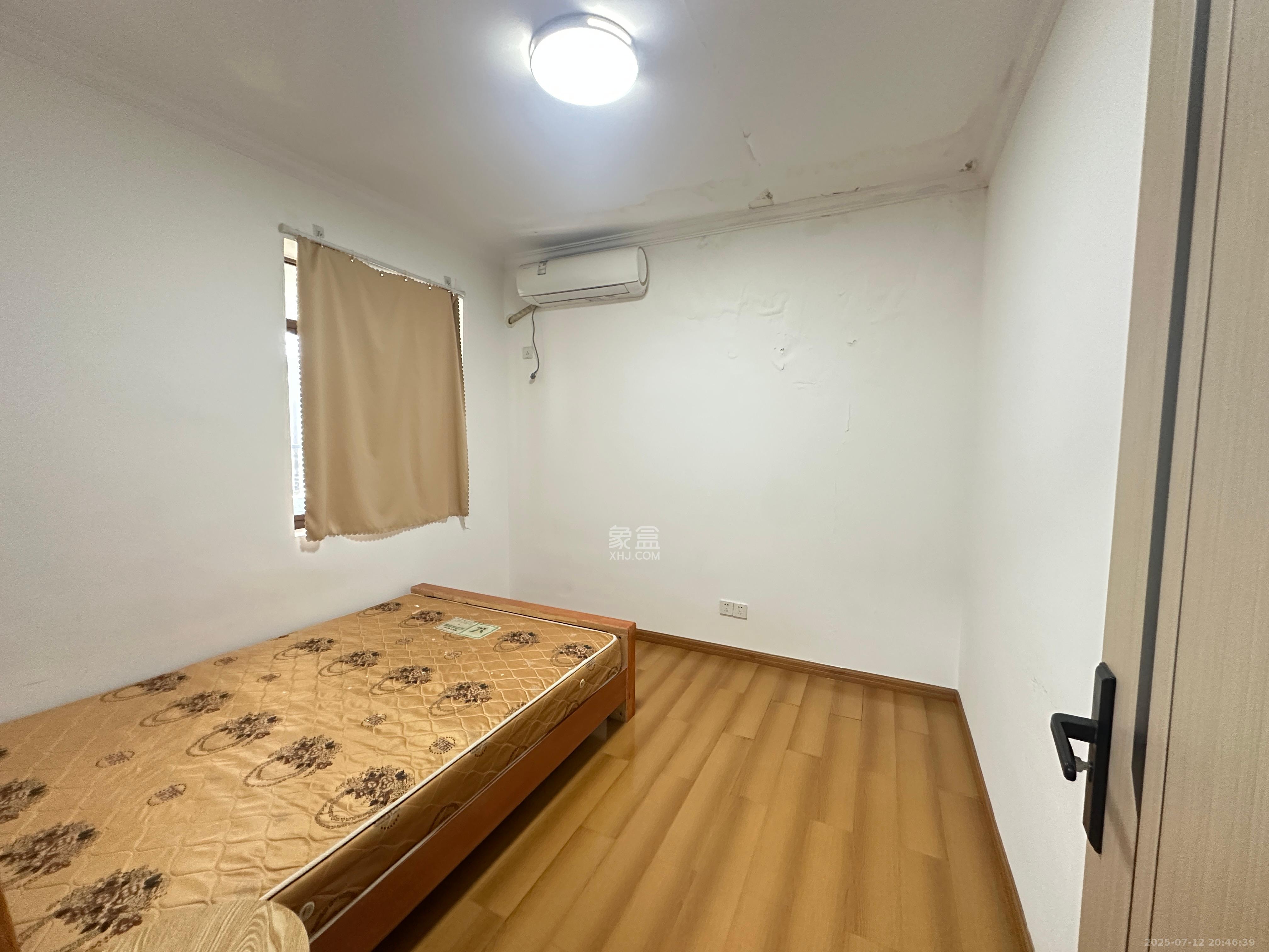 涂家冲社区（涂新小区、农商银行宿舍）  2室1厅1卫    1500.0元/月室内图