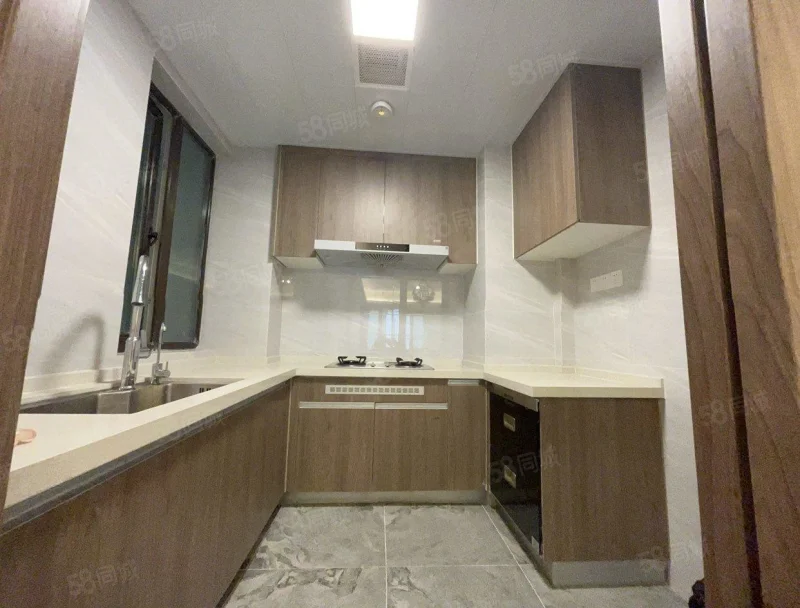 碧桂园翘楚棠 3室0厅0卫 78.0万 碧桂园翘楚棠 3室0厅0卫 78.0万客厅