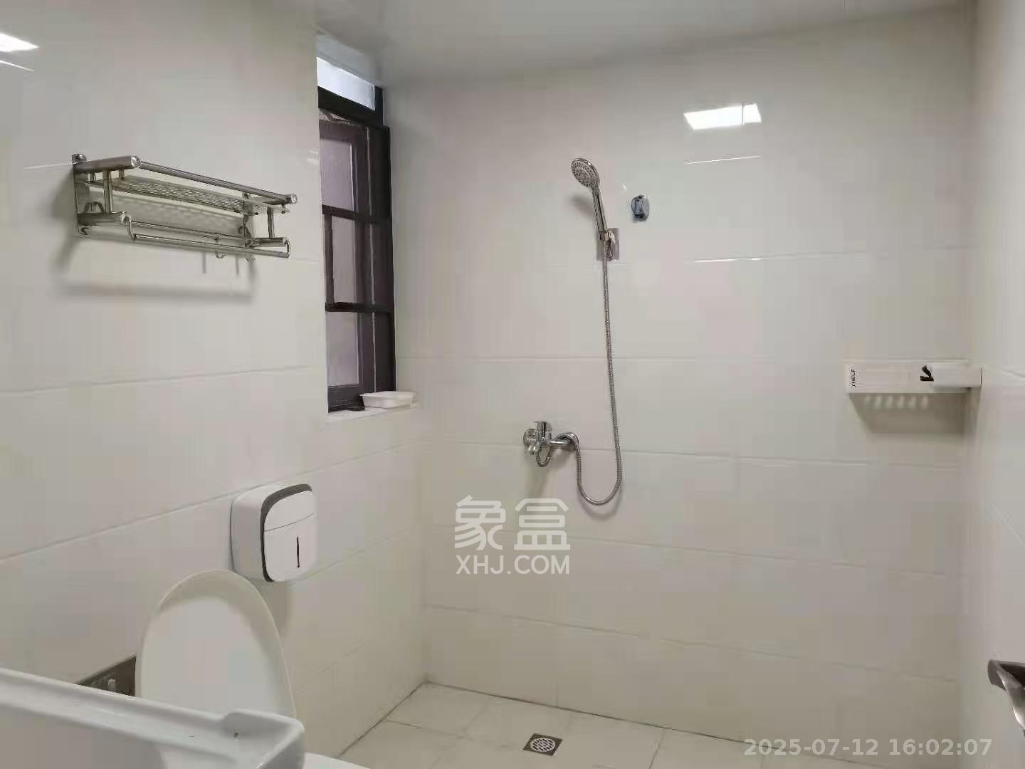 深业睿城  3室2厅2卫   2700.00元/月室内图