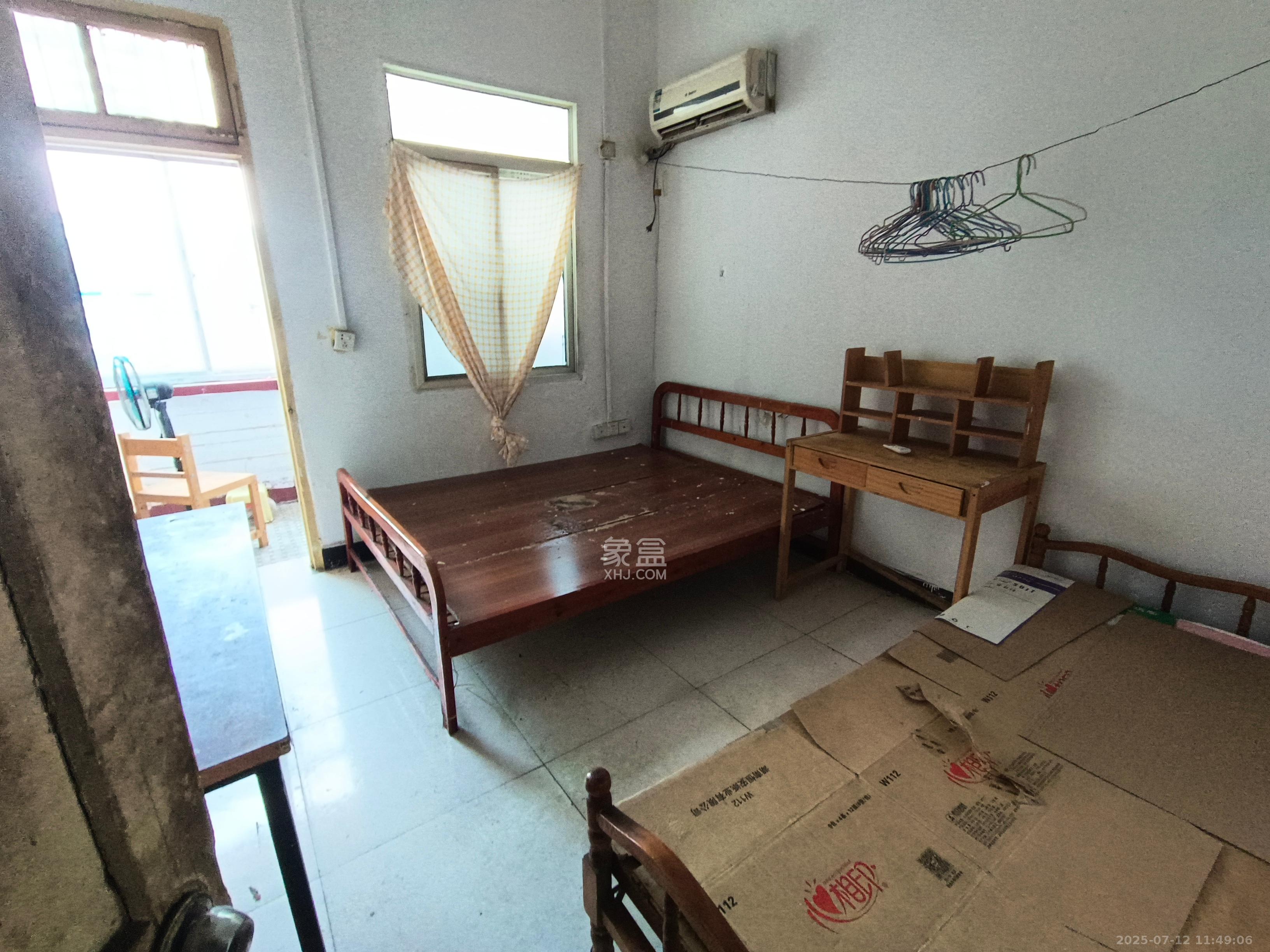 朝阳一、二村  2室1厅1卫    1200.0元/月 朝阳一、二村  2室1厅1卫    1200.0元/月室内图