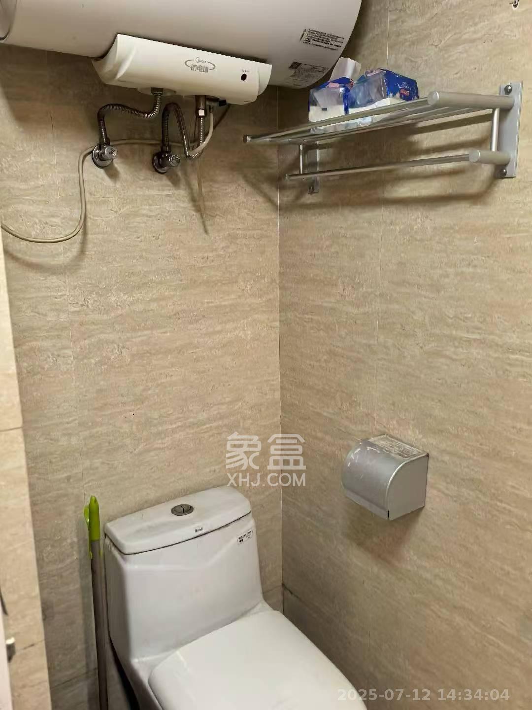 五江天街北区  1室1厅1卫   1400.00元/月室内图