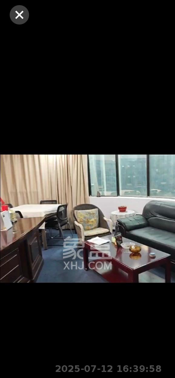 华菱大厦 4室1厅1卫 7500.00元/月 华菱大厦 4室1厅1卫 7500.00元/月室内图