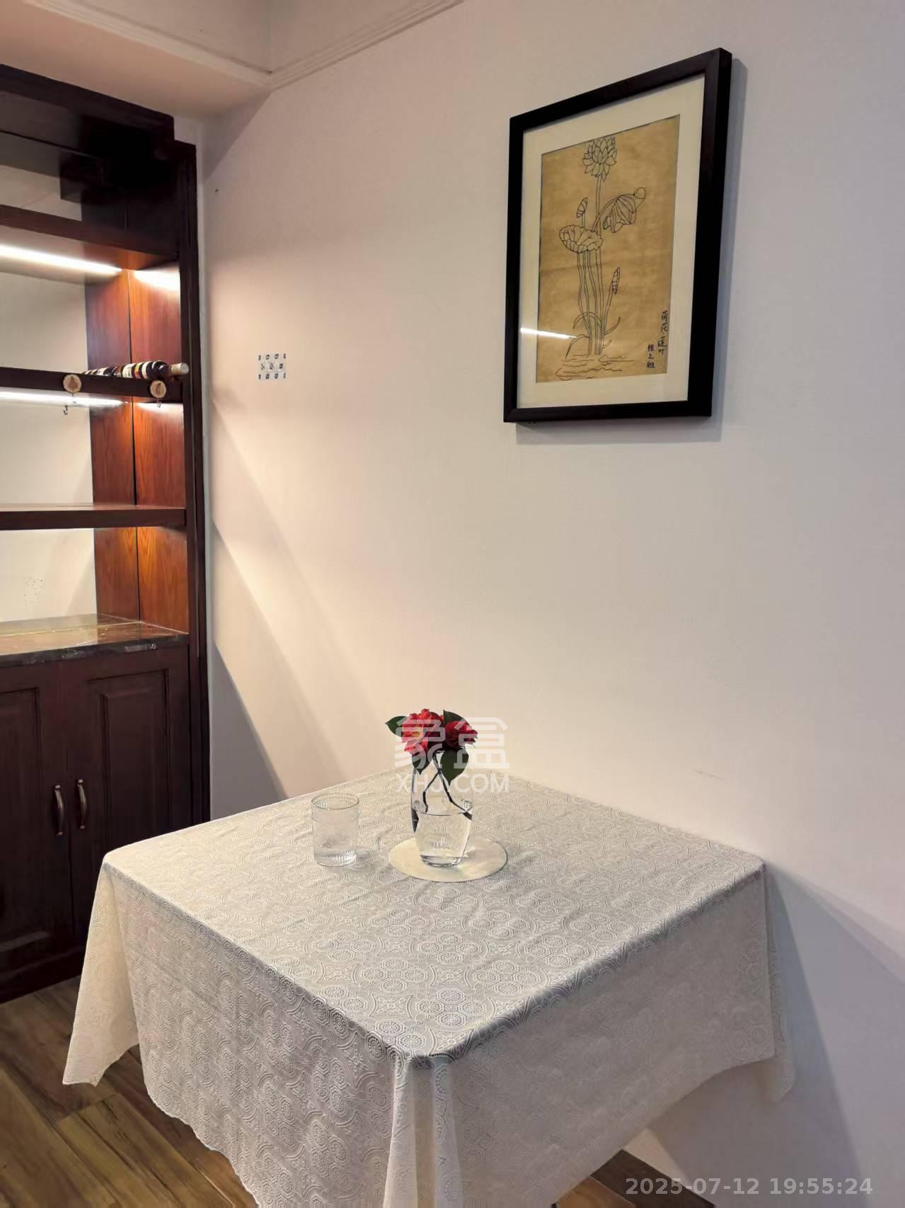 中海梅溪湖壹号  1室1厅1卫    2600.0元/月 中海梅溪湖壹号  1室1厅1卫    2600.0元/月室内图