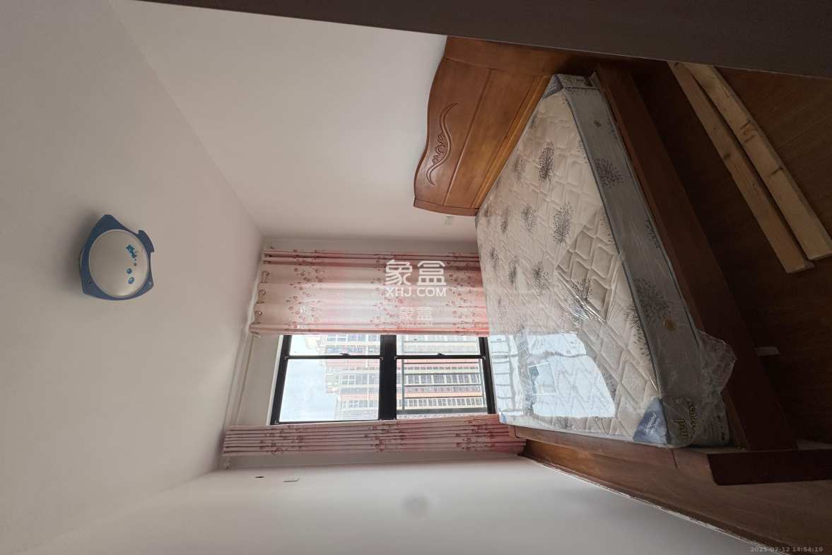 新城国际花都 3室2厅2卫 2000.0元/月 新城国际花都 3室2厅2卫 2000.0元/月室内图