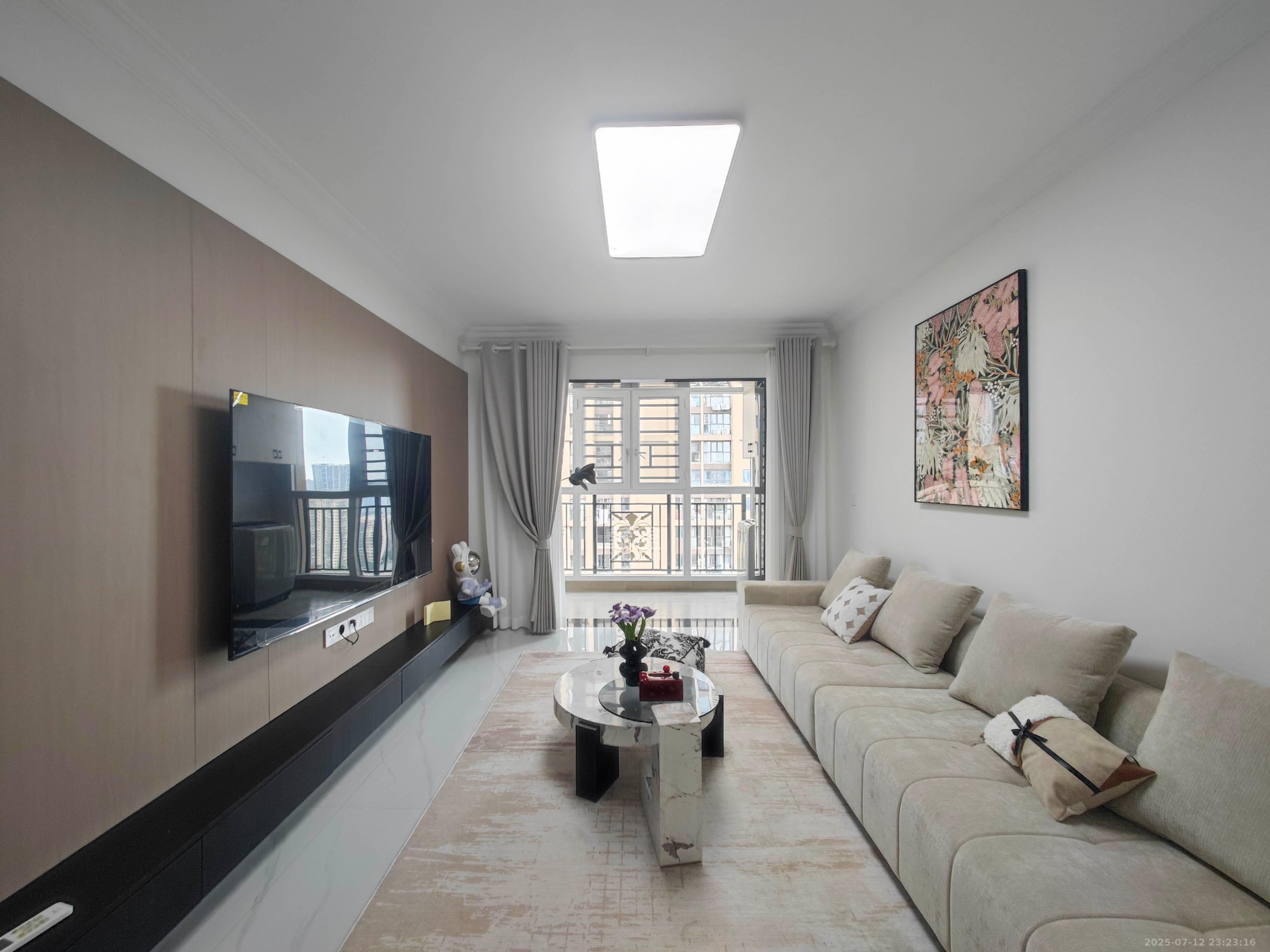 南城印象 3室2厅1卫 86.8万 南城印象 3室2厅1卫 86.8万客厅