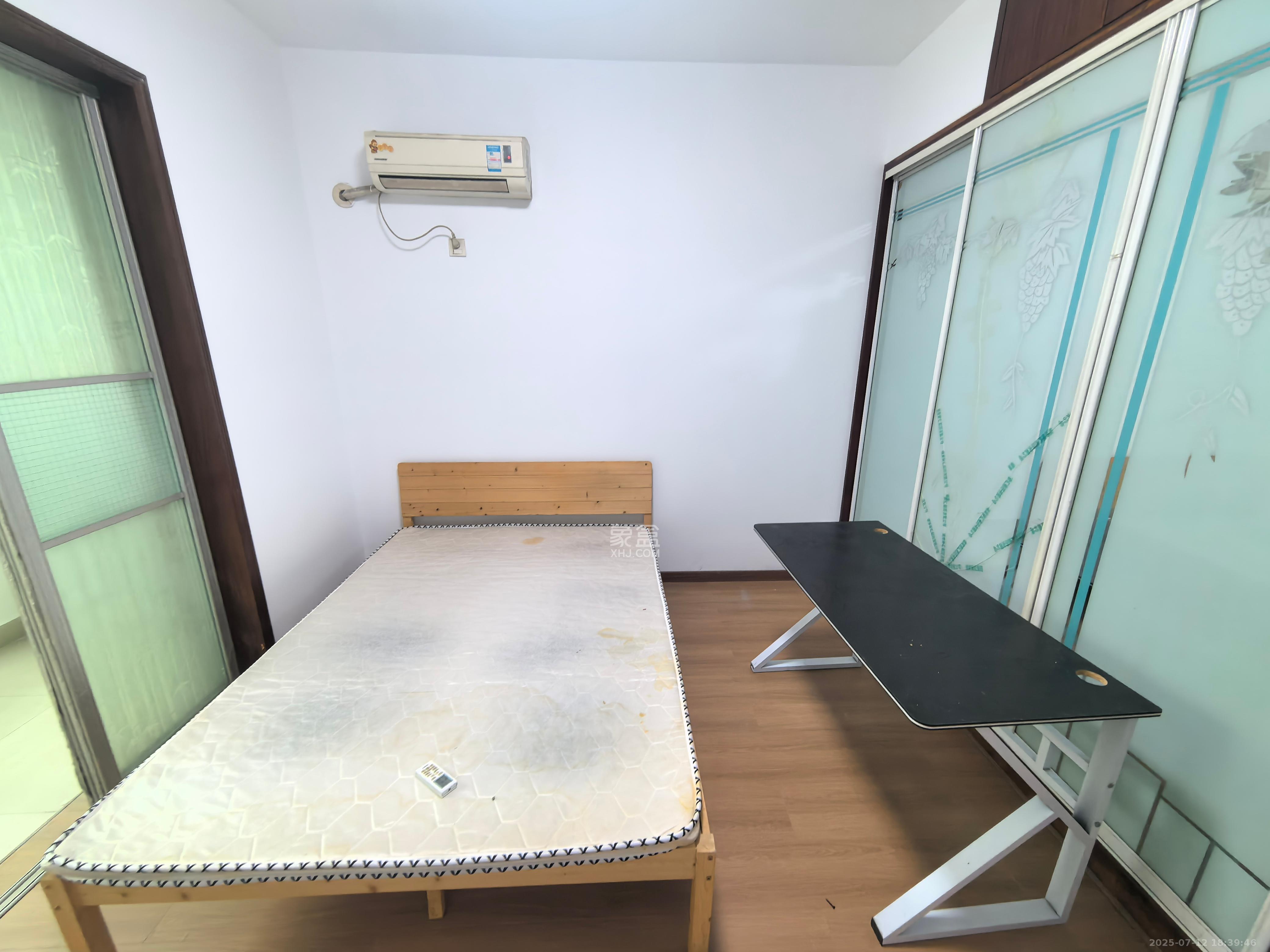 时代天骄  3室2厅2卫   3000.00元/月室内图