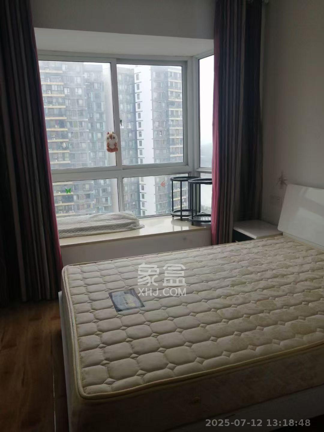 先锋东外滩  3室2厅2卫    2700.0元/月 先锋东外滩  3室2厅2卫    2700.0元/月室内图