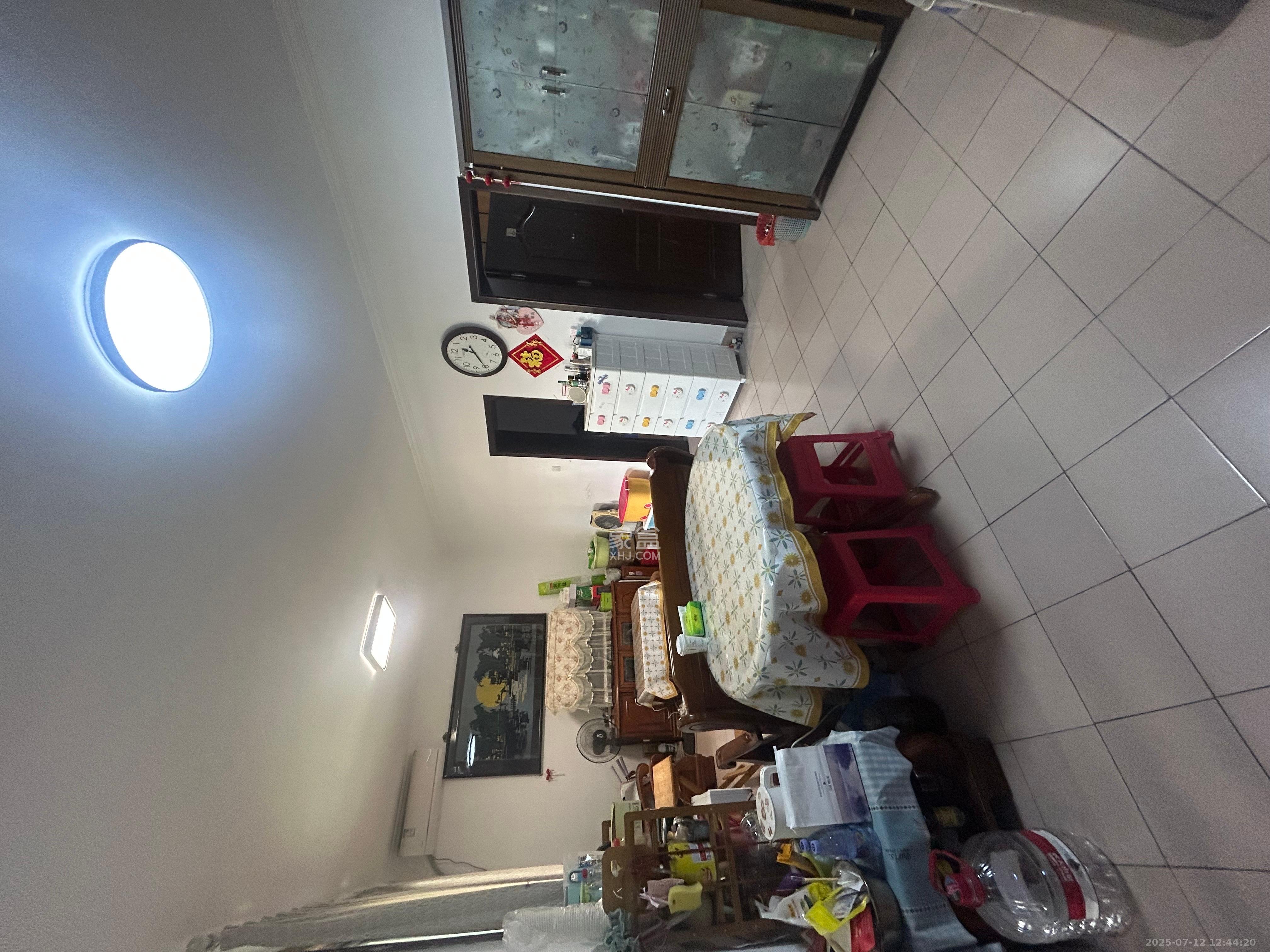 交通厅宿舍  2室1厅1卫    2800.0元/月