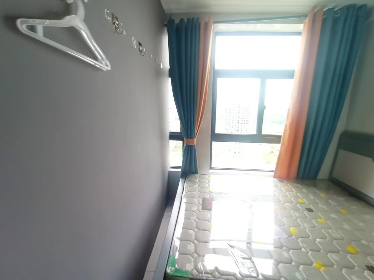 乾坤吉祥花园 2室1厅1卫 1500.0元/月 乾坤吉祥花园 2室1厅1卫 1500.0元/月室内图