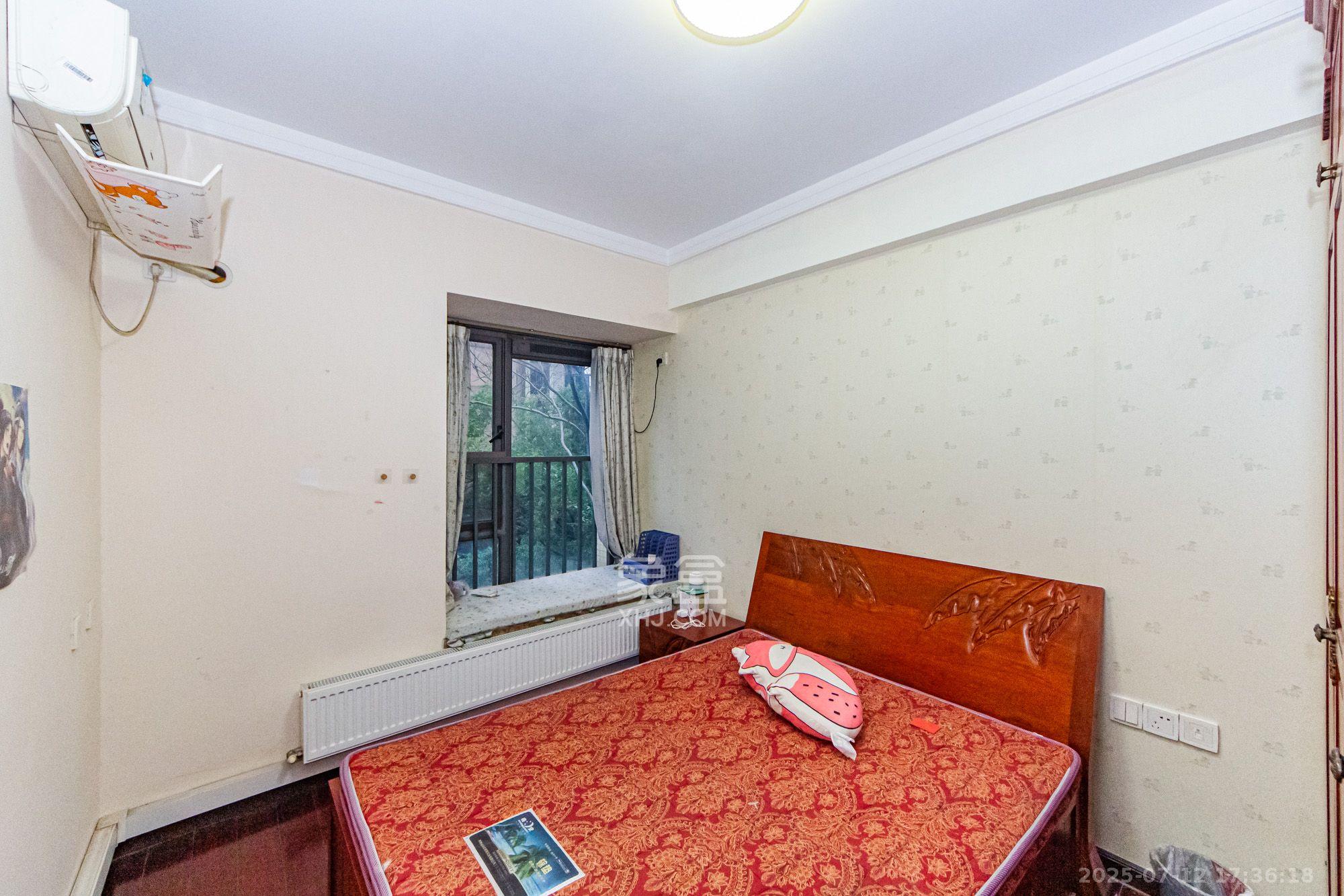 珠江花城三期锦鲤  4室2厅2卫    3600.0元/月 珠江花城三期锦鲤  4室2厅2卫    3600.0元/月室内图