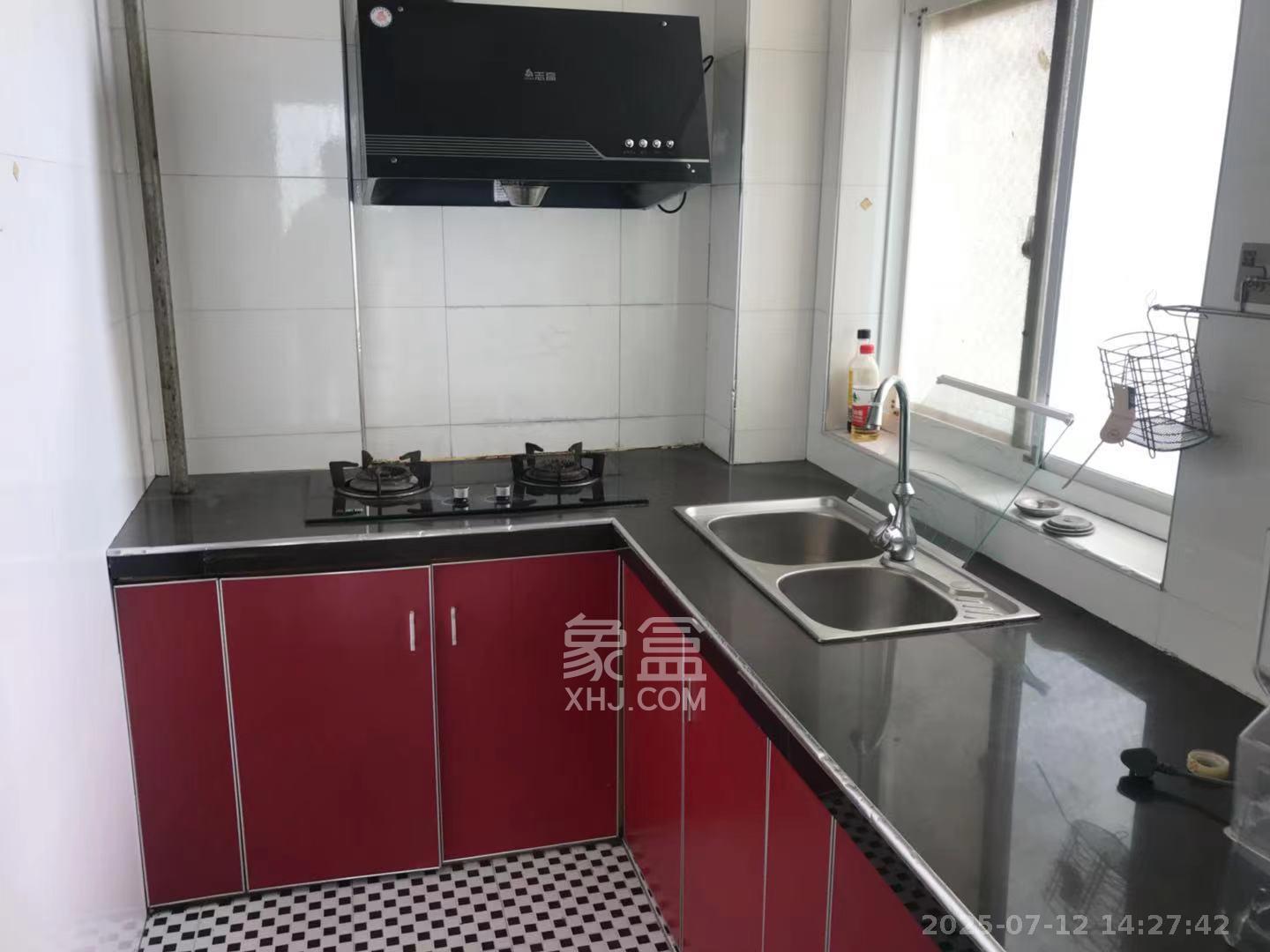 景江雅苑  1室2厅1卫   2500.00元/月室内图