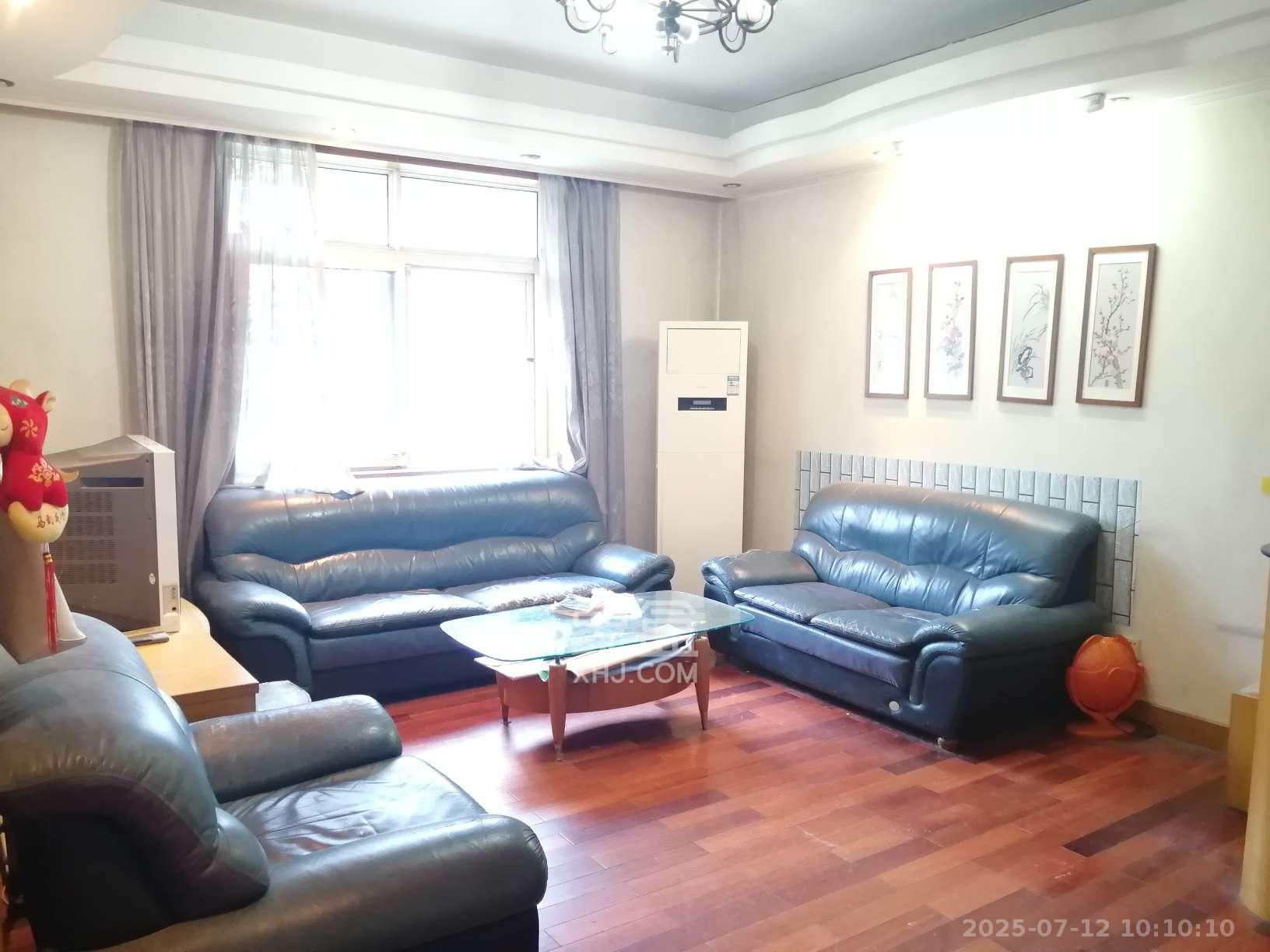长沙紫金苑  3室1厅1卫   2300.00元/月室内图