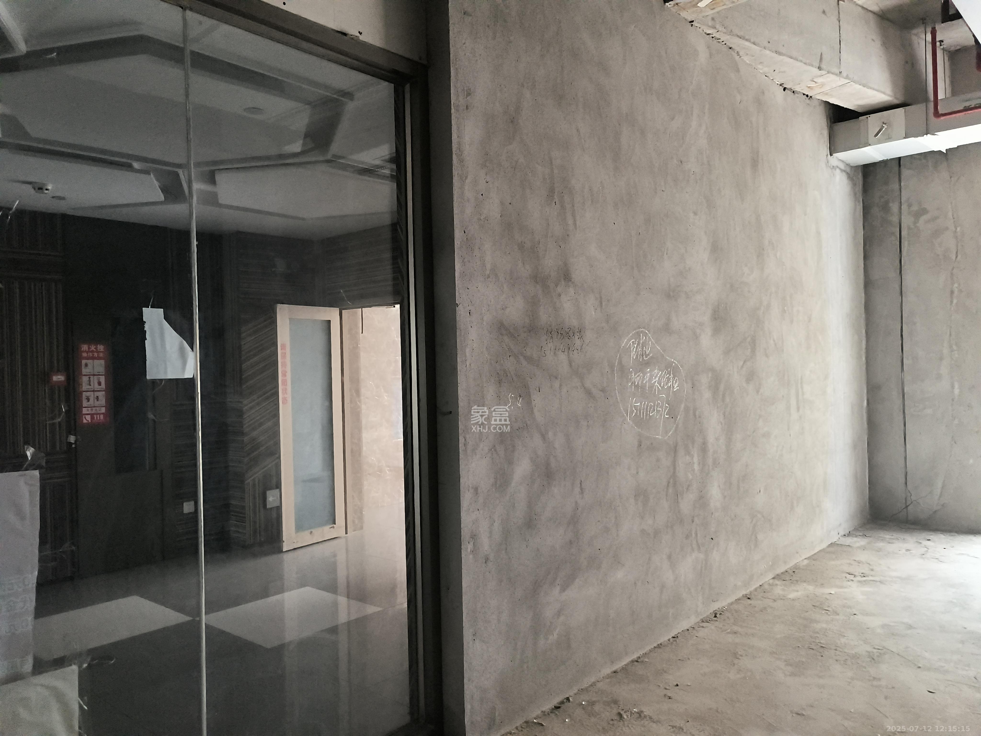 新世界广场   200.0㎡      12000.0元/月室内图