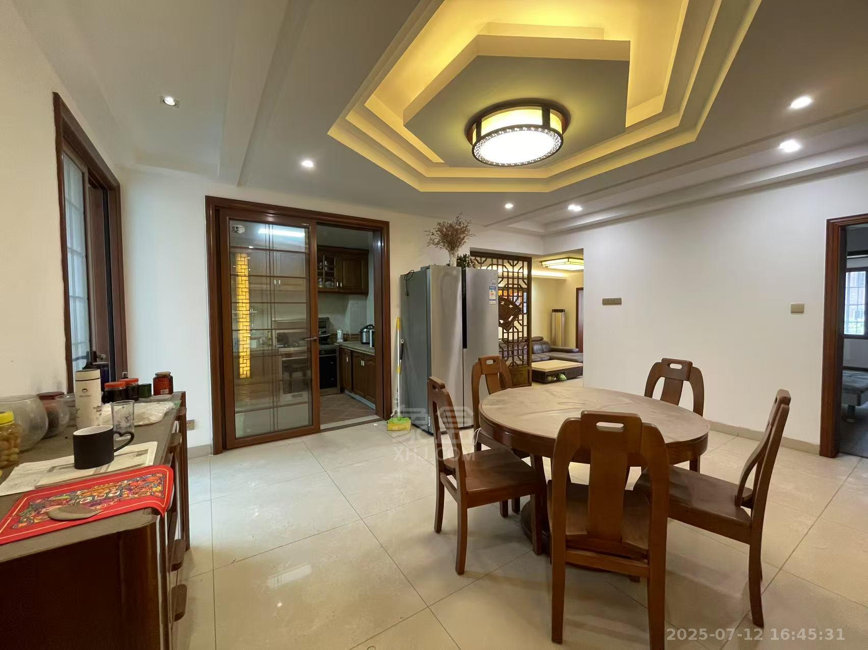 熹悦花都 4室2厅2卫 1800.0元/月 熹悦花都 4室2厅2卫 1800.0元/月室内图