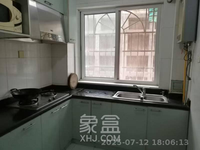 德馨园  3室2厅1卫    1800.0元/月室内图