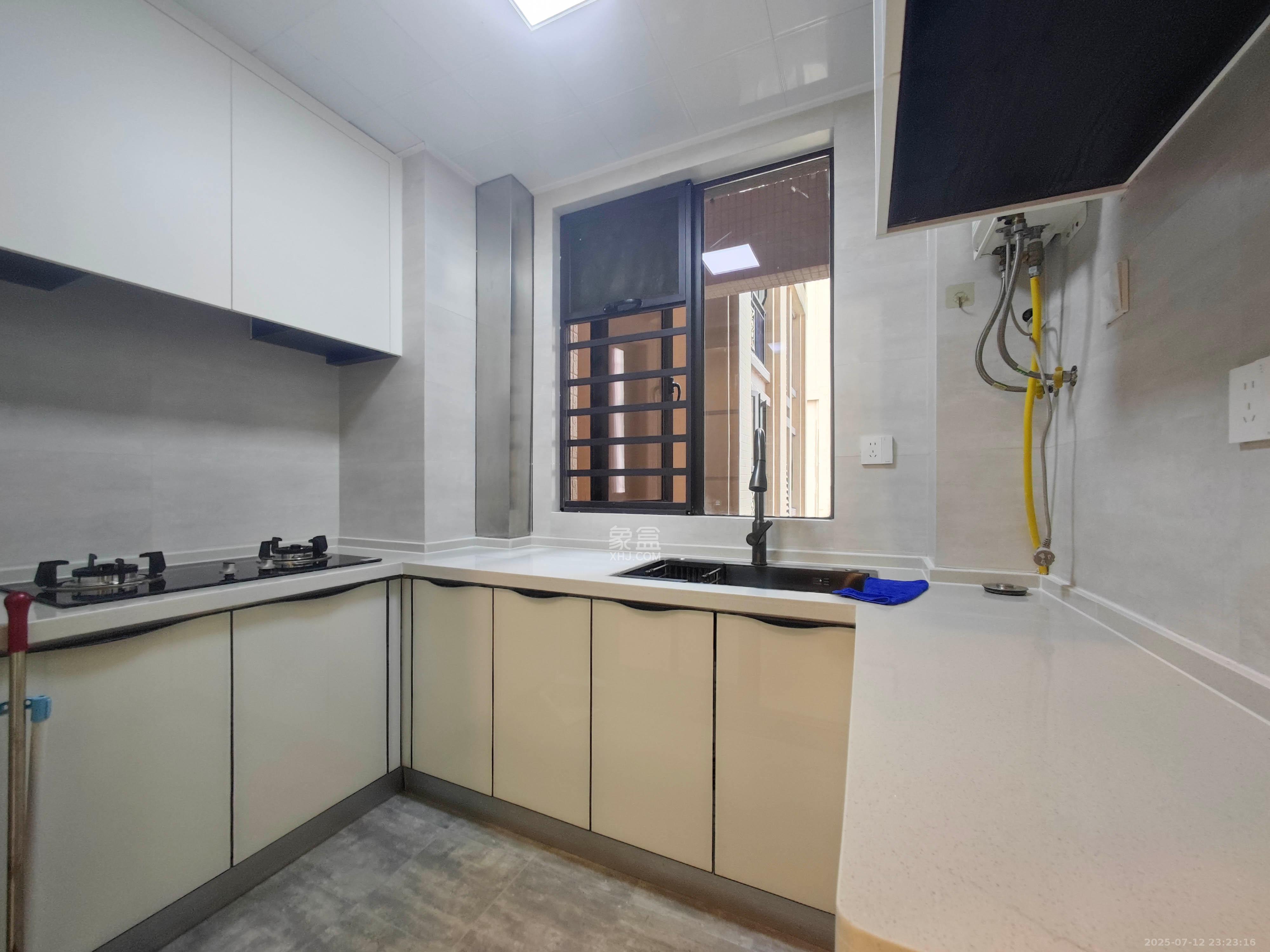 南城印象 3室2厅1卫 86.8万 南城印象 3室2厅1卫 86.8万其他