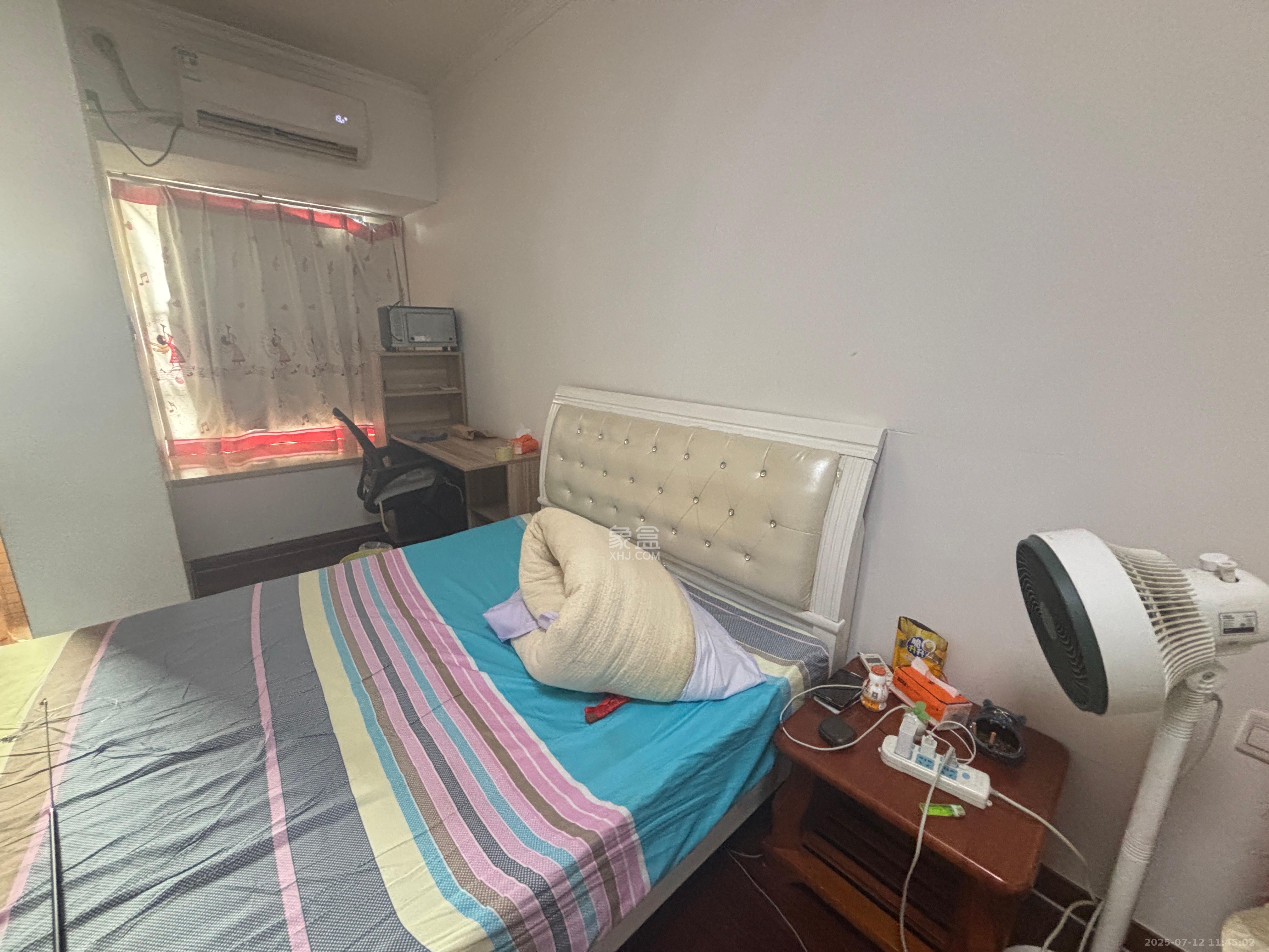 香樟兰亭(朗峰苑)  1室1厅1卫    1400.0元/月 香樟兰亭(朗峰苑)  1室1厅1卫    1400.0元/月室内图