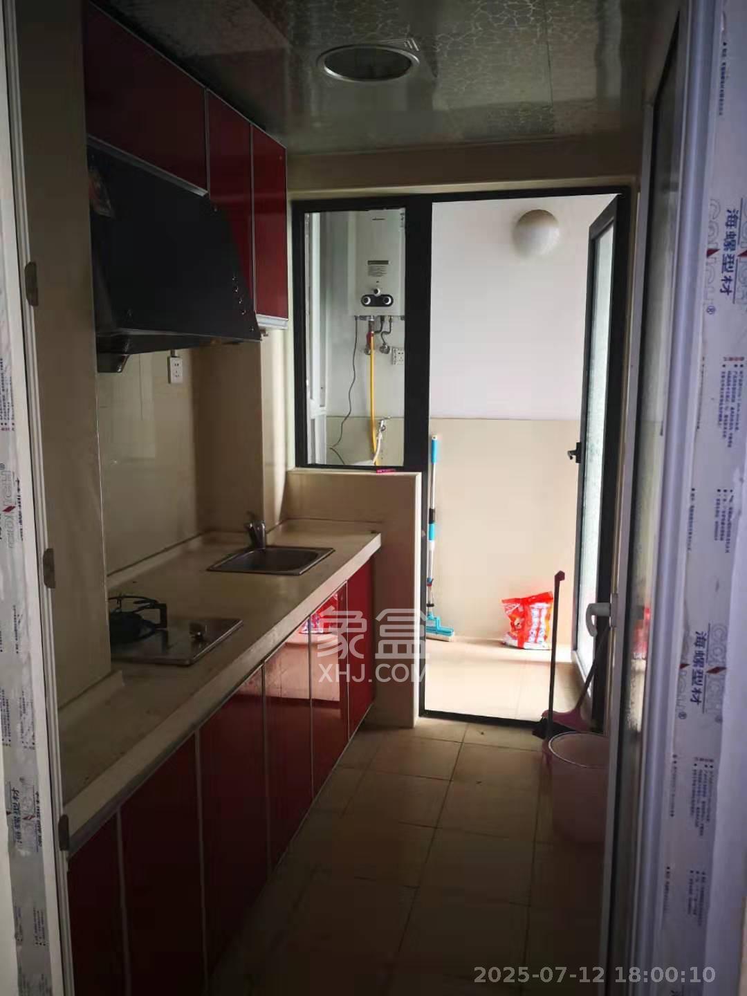 三万英尺 1室1厅1卫 2000.0元/月 三万英尺 1室1厅1卫 2000.0元/月室内图