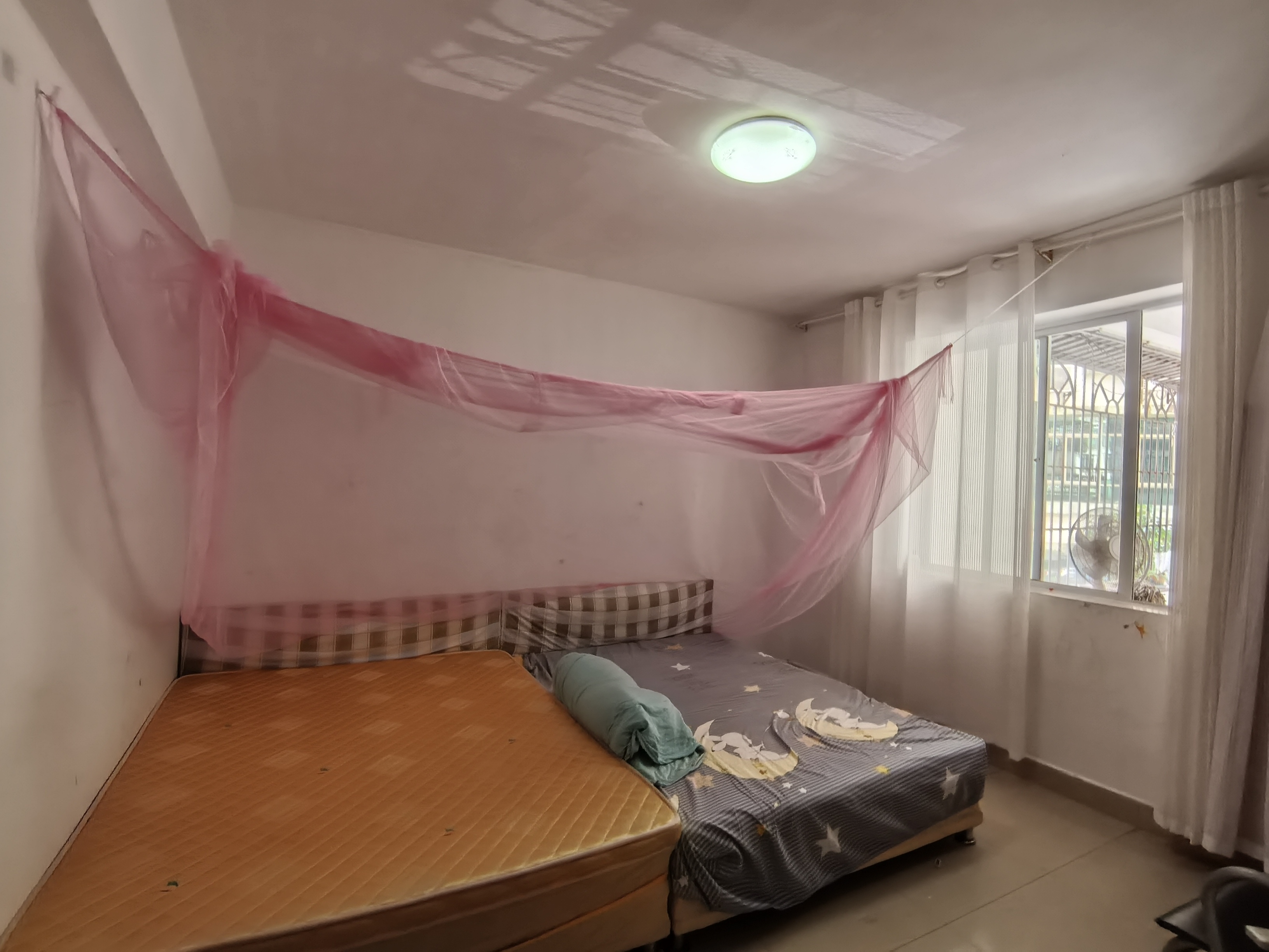 国托公寓 3室2厅1卫 2000.0元/月 国托公寓 3室2厅1卫 2000.0元/月室内图