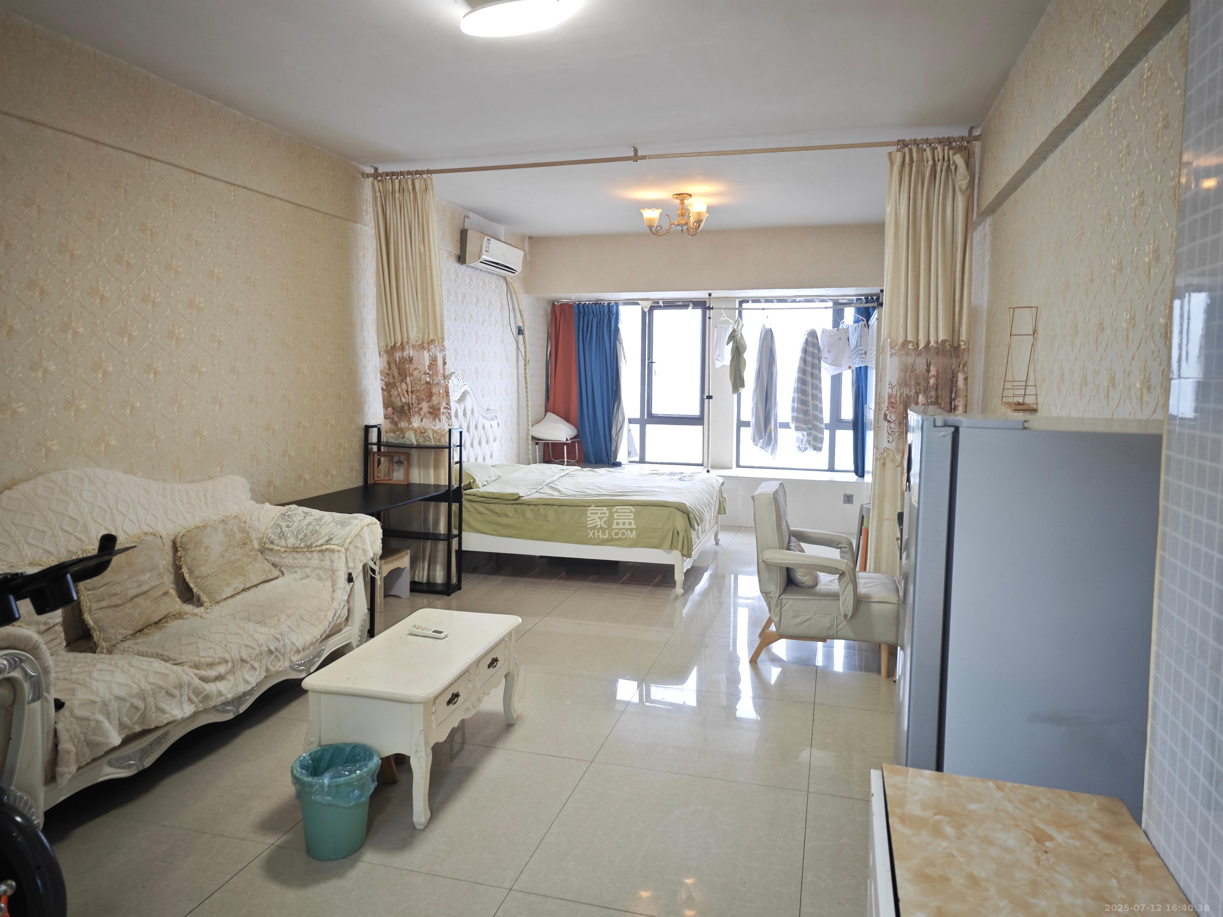 摩天一号 1室1厅1卫 1700.0元/月 摩天一号 1室1厅1卫 1700.0元/月室内图