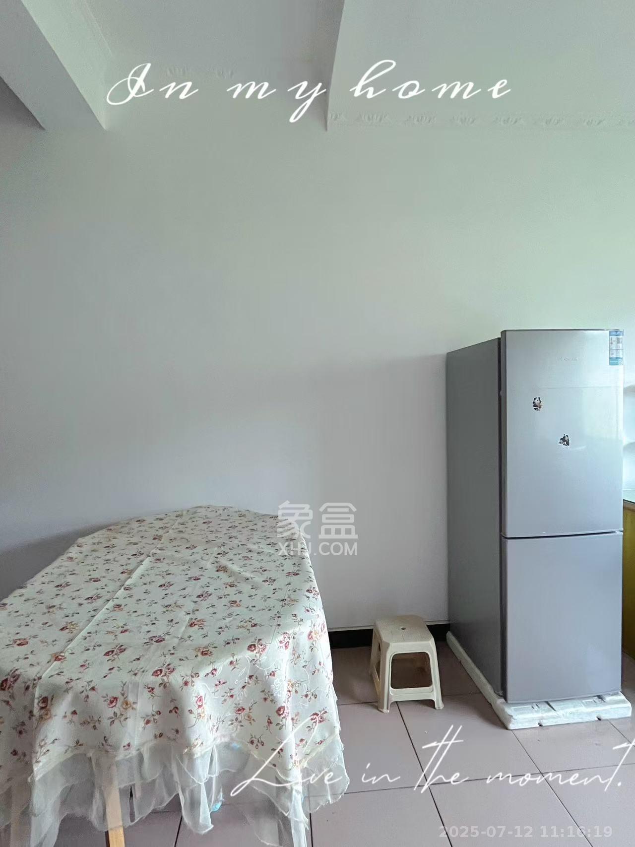 晨光花园 2室2厅1卫 1400.0元/月 晨光花园 2室2厅1卫 1400.0元/月室内图