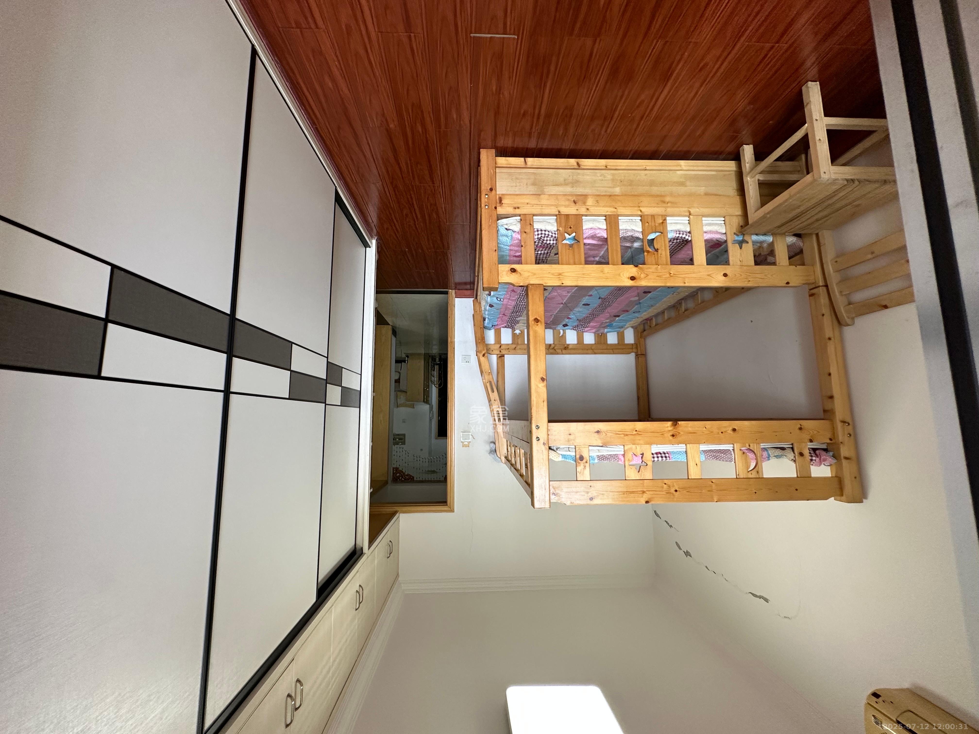 东玺门  2室2厅1卫   2400.00元/月室内图